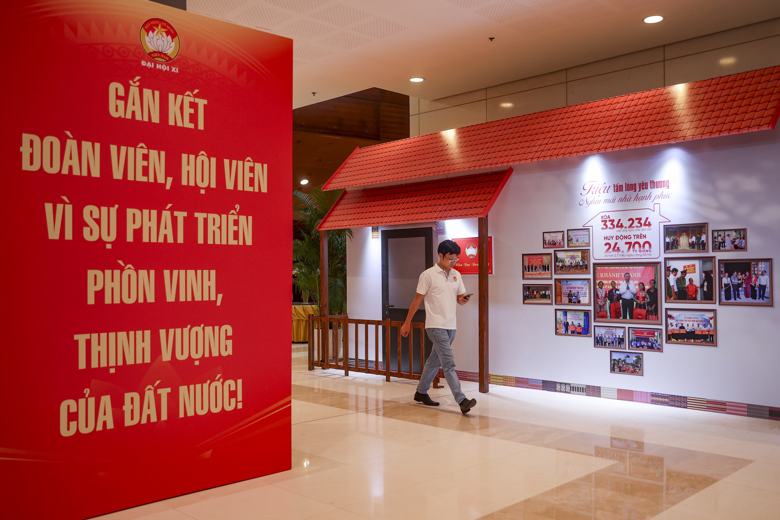 Chủ tịch Ủy ban T.Ư MTTQ Việt Nam kiểm tra c&ocirc;ng t&aacute;c chuẩn bị Đại hội XI - Ảnh 15.