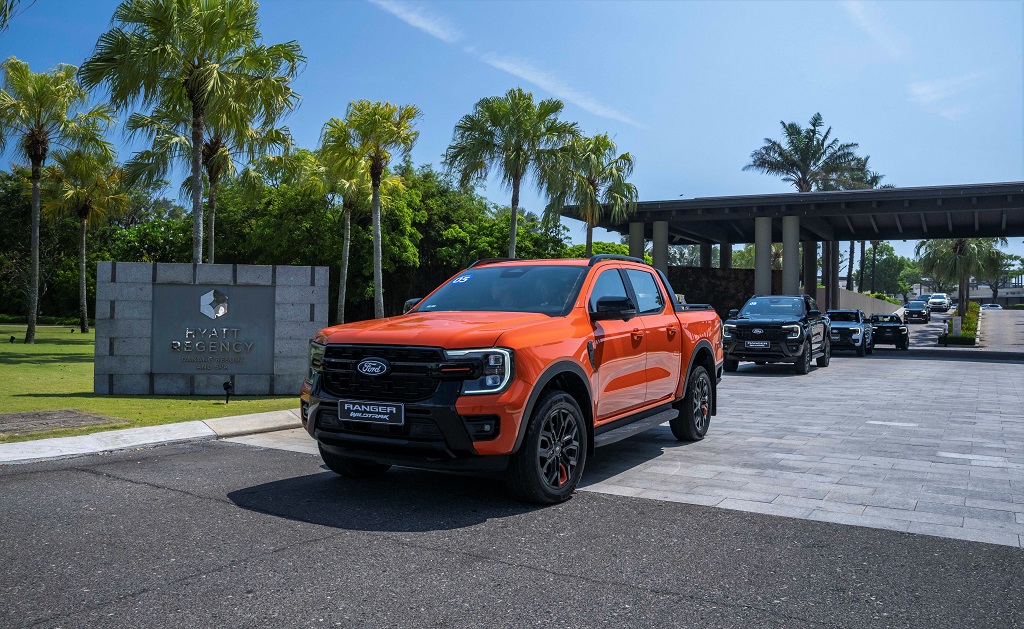 Ford Ranger Wildtrak m&aacute;y dầu 3.0 l&iacute;t: B&aacute;n tải phổ th&ocirc;ng đắt nhất Việt Nam c&oacute; g&igrave;?- Ảnh 13.