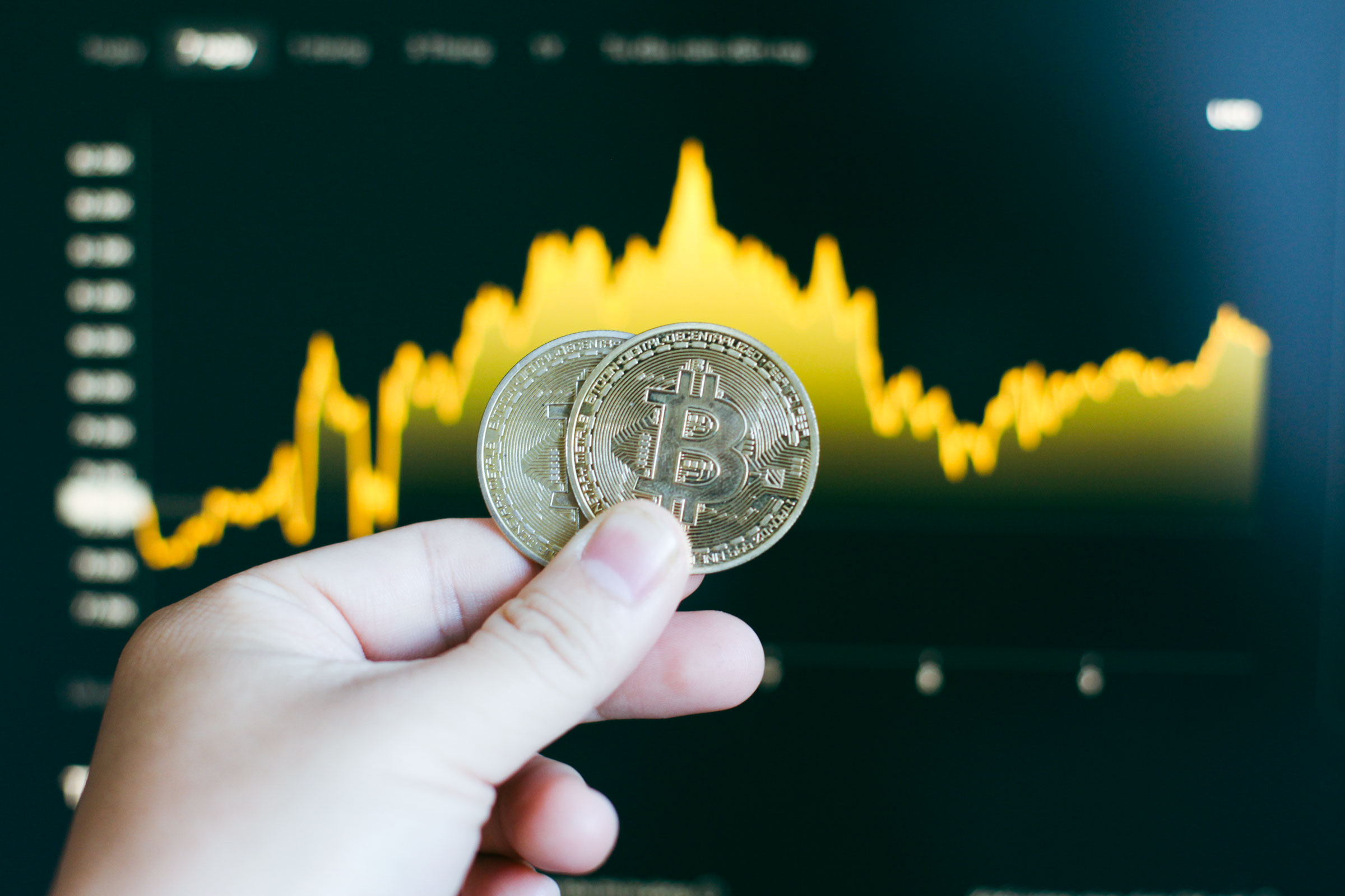 Giá Bitcoin hôm nay 10.5.2026: Dòng tiền đổ vào ETF Bitcoin 6 tuần liên tiếp - Ảnh 1.