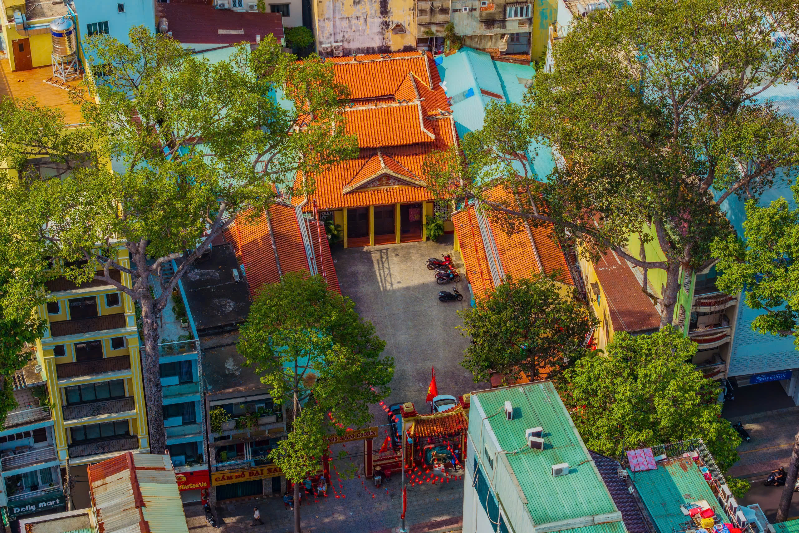 Ngôi đình giữa trung tâm TP.HCM giữ nguyên vẹn 5 sắc phong triều Nguyễn hơn 170 năm - Ảnh 1.