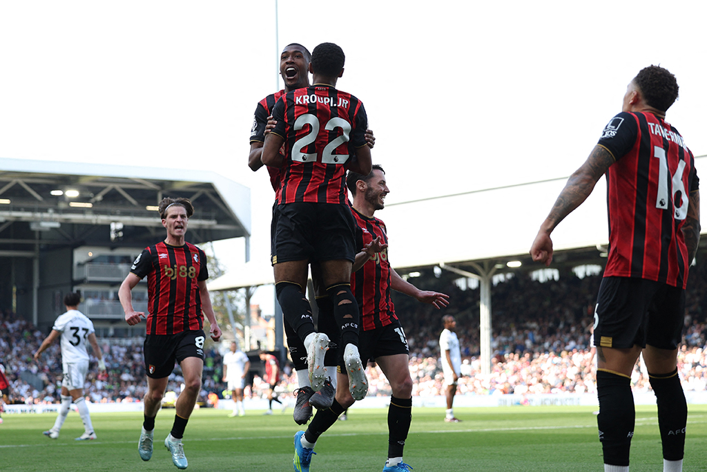 Bournemouth g&acirc;y bất ngờ lớn ở giải Ngoại hạng Anh- Ảnh 1.