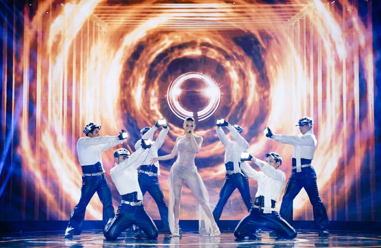 Concert giữa lòng Hội An: Màn debut hoành tráng của OPPO Find X9 Ultra và Find X9s  - Ảnh 5.