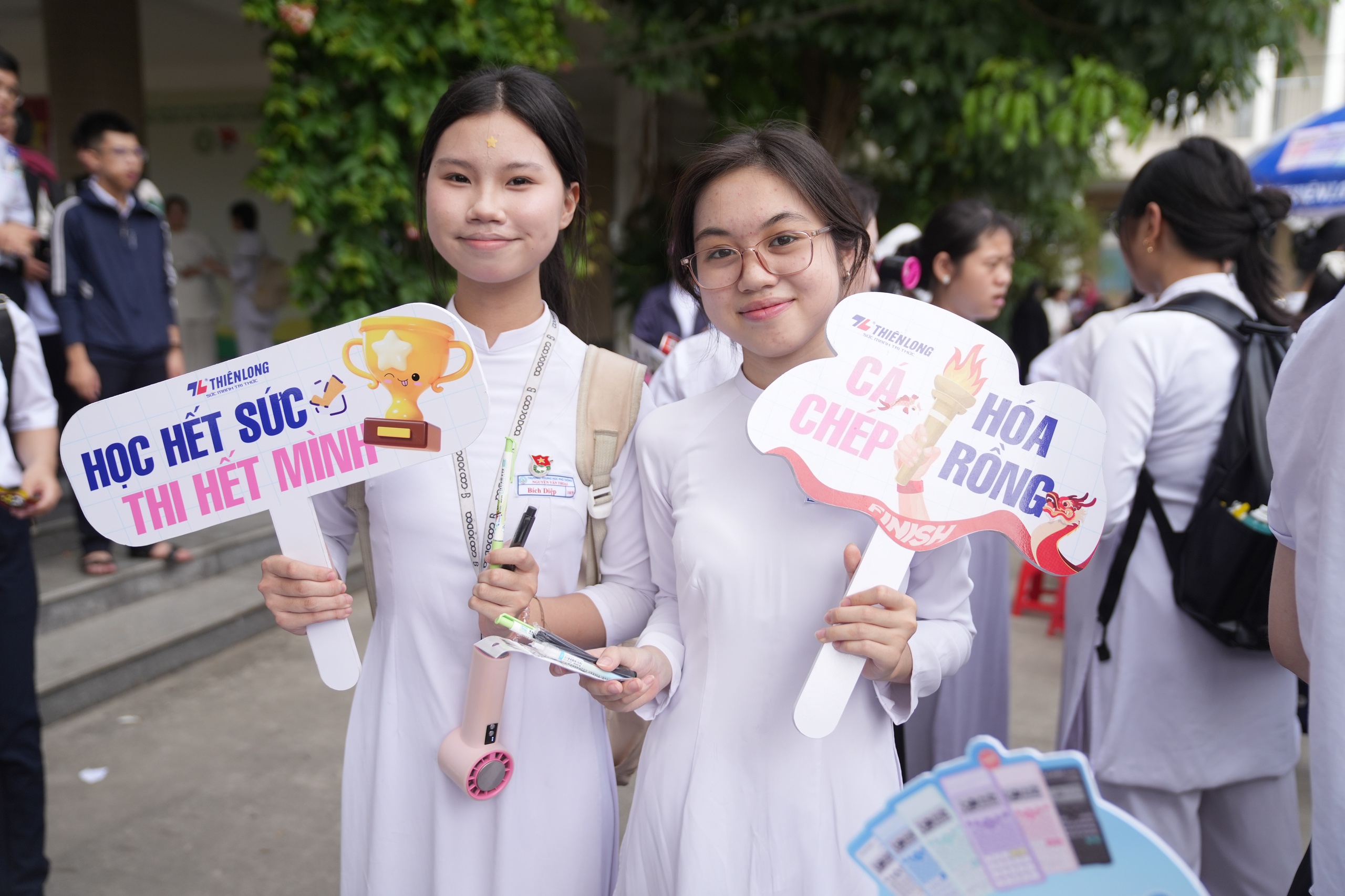 School Tour Tiếp sức m&ugrave;a thi: Gi&uacute;p học sinh giải tỏa &aacute;p lực thi cử - Ảnh 4.