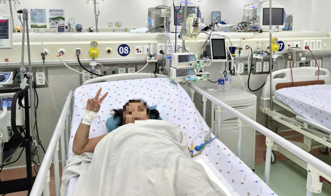 Tình hình dịch bệnh tại TP.HCM: Tay chân miệng, sốt xuất huyết tăng, nhiều ca tử vong- Ảnh 2. Tình hình dịch bệnh tại TP.HCM: Tay chân miệng, sốt xuất huyết tăng, nhiều ca tử vong- Ảnh 2.