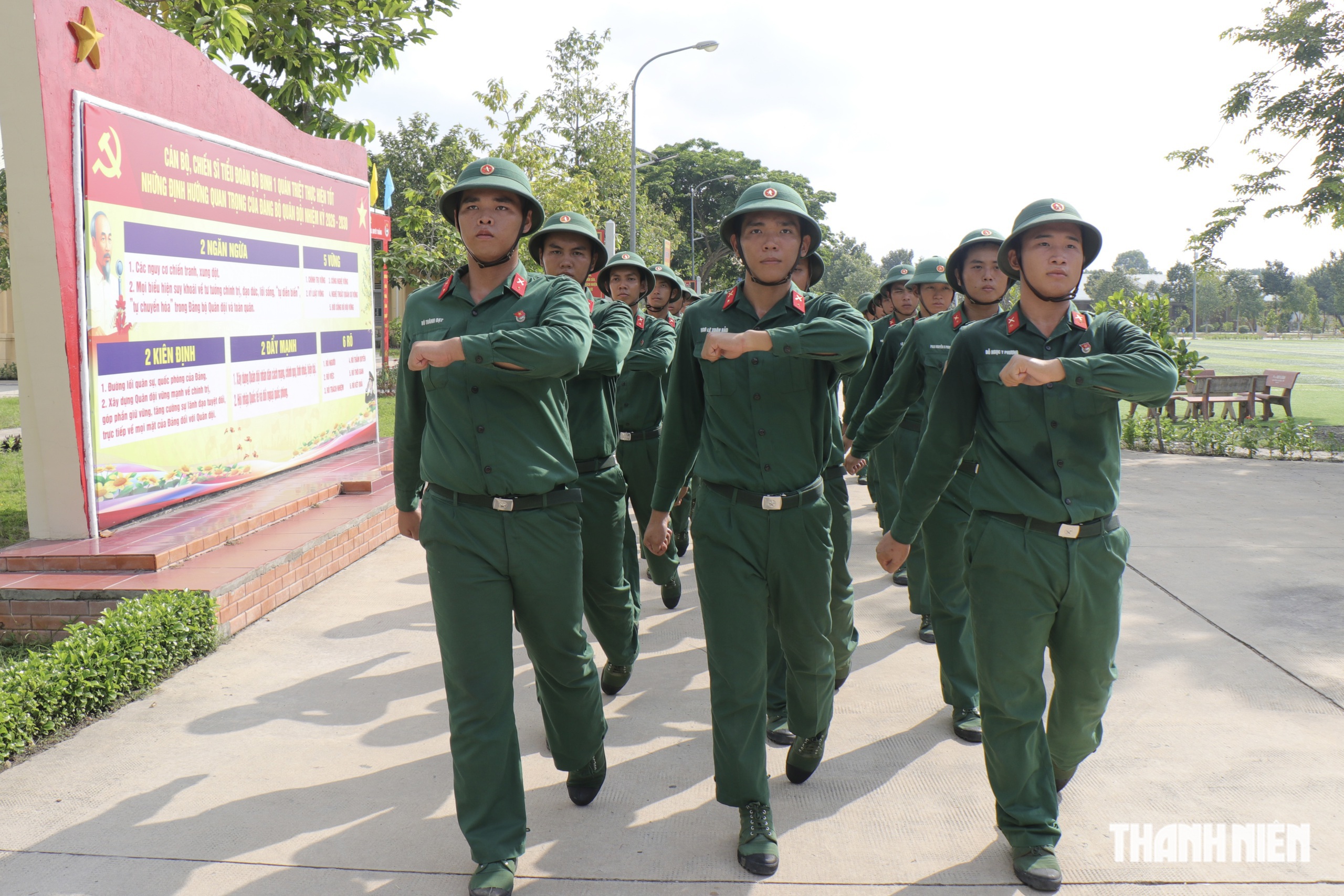 Chiến sĩ mới Trung đo&agrave;n Gia Định r&egrave;n bản lĩnh trước ng&agrave;y kiểm tra '3 tiếng nổ'- Ảnh 9.