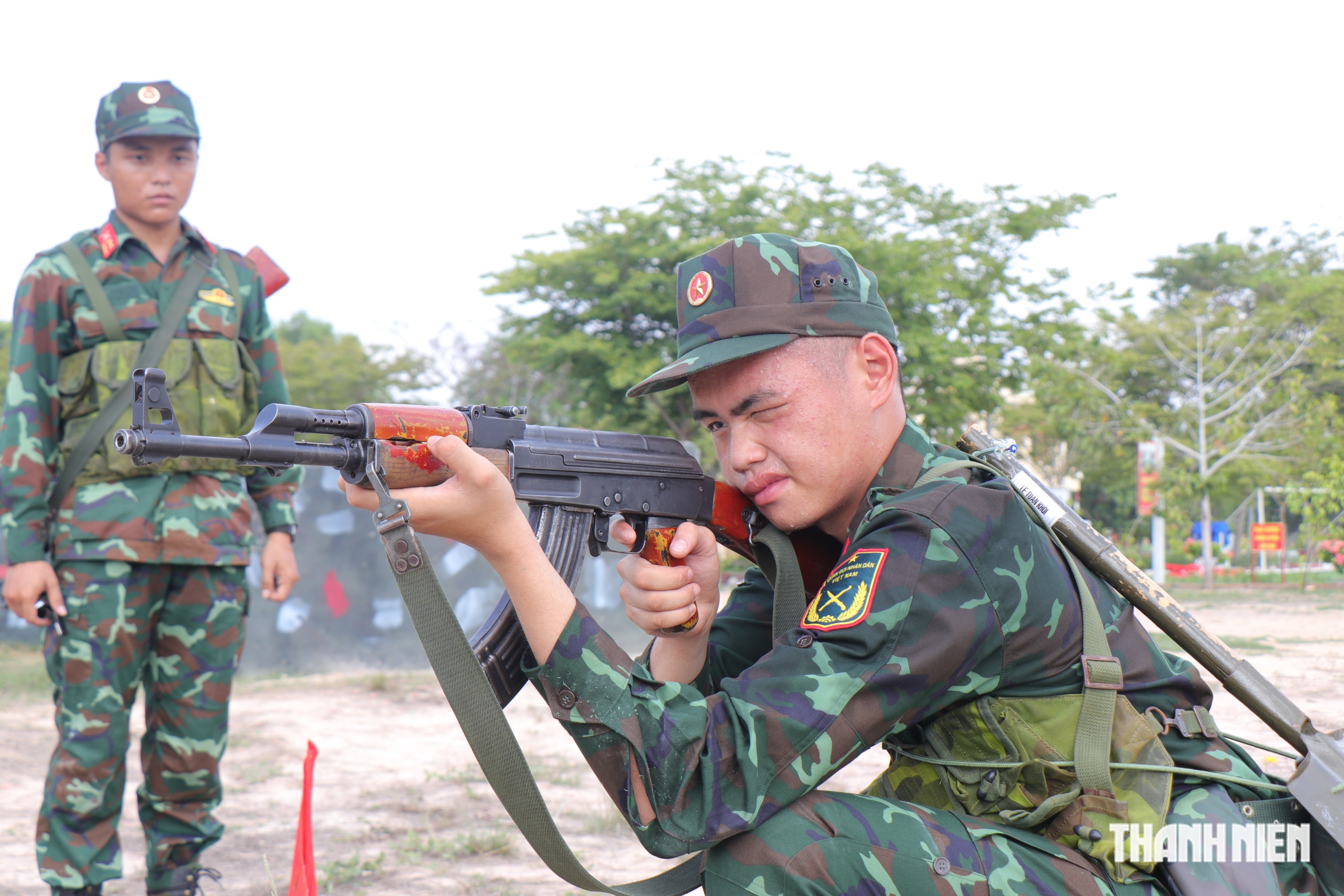 Chiến sĩ mới Trung đo&agrave;n Gia Định r&egrave;n bản lĩnh trước ng&agrave;y kiểm tra '3 tiếng nổ'- Ảnh 1.