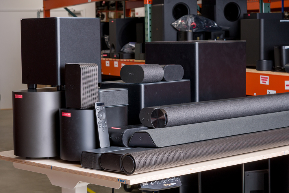 Chuyên gia tiết lộ khoảng thời gian vàng để săn loa soundbar giá tốt - Ảnh 1.