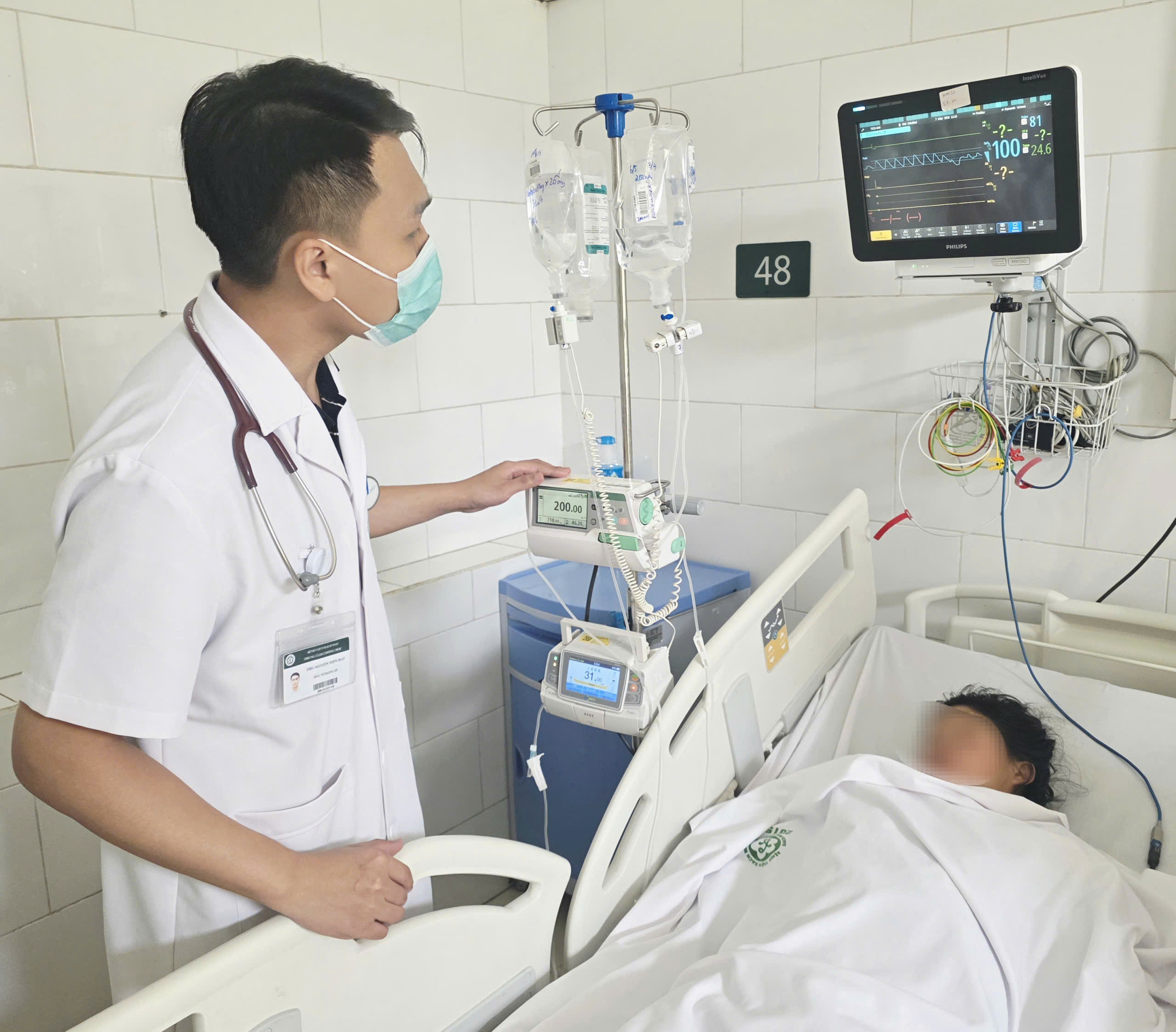 Cách nào để tránh ăn phải nấm độc? - Ảnh 1.