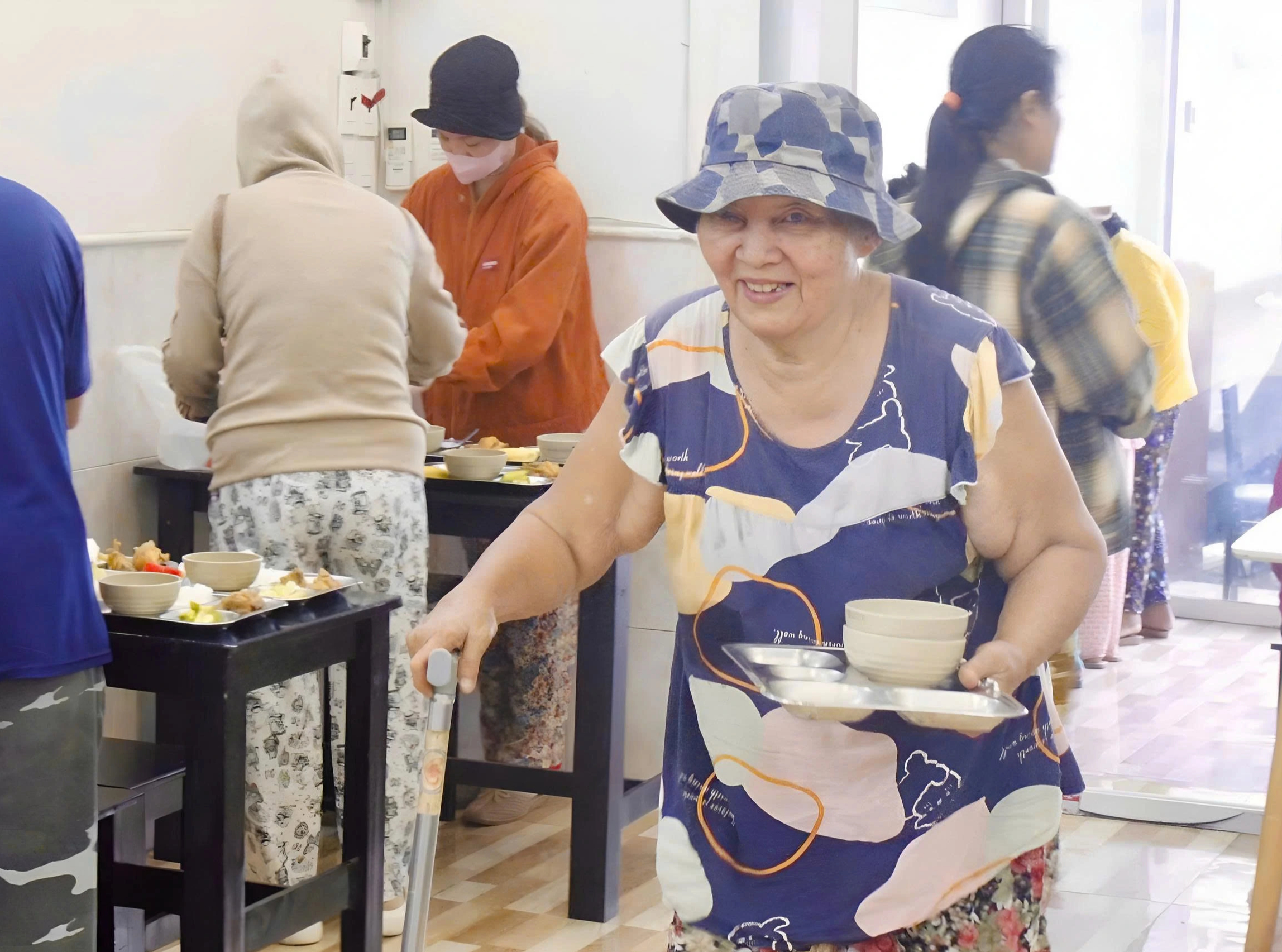 Quán cơm miễn phí gần bệnh viện và lời chúc lạ: ‘Mong không gặp lại’- Ảnh 3.