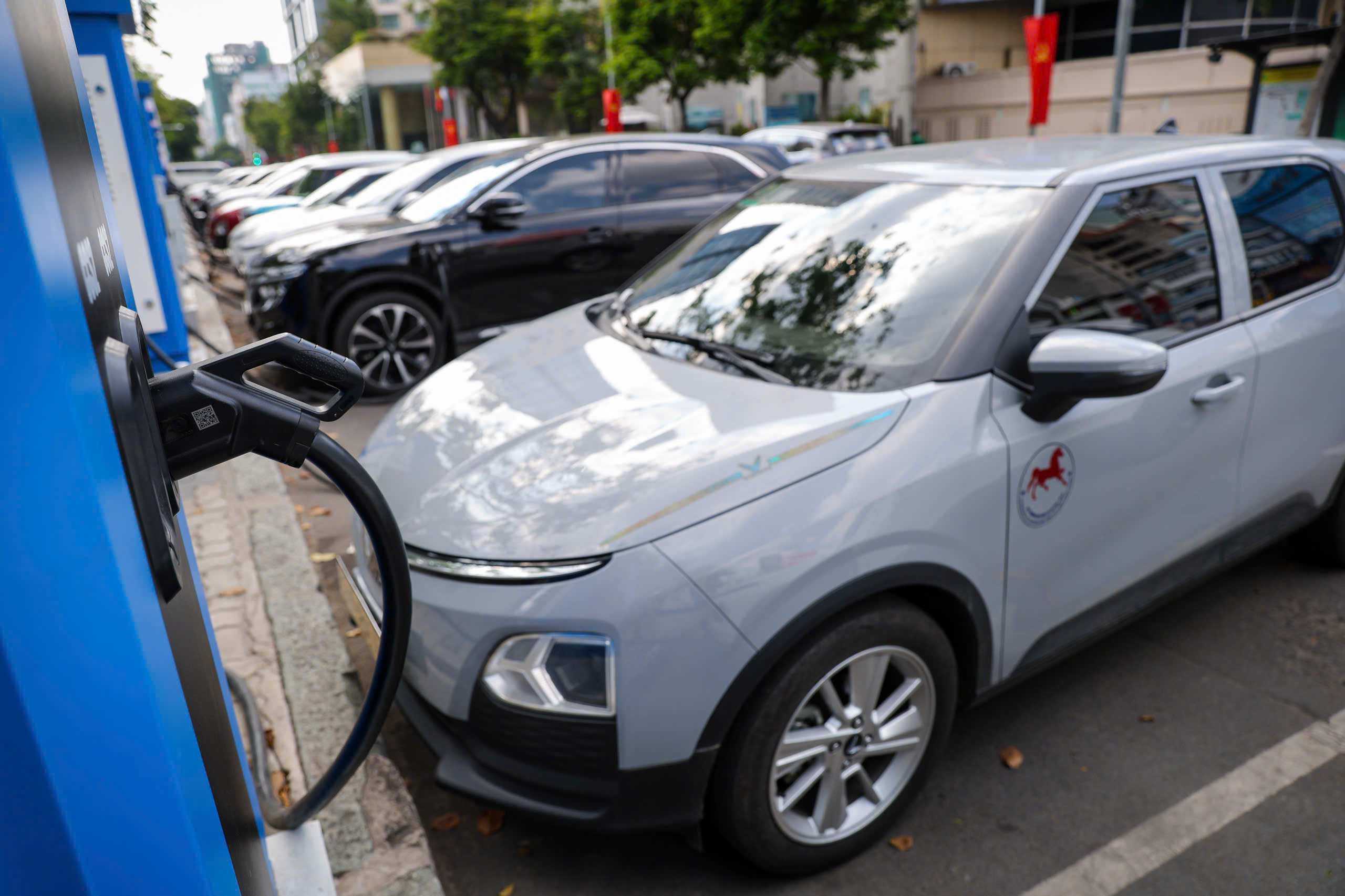Vì sao xe điện chỉ mất tối đa 2 năm để 'trả nợ carbon' cho nhân loại?- Ảnh 3.