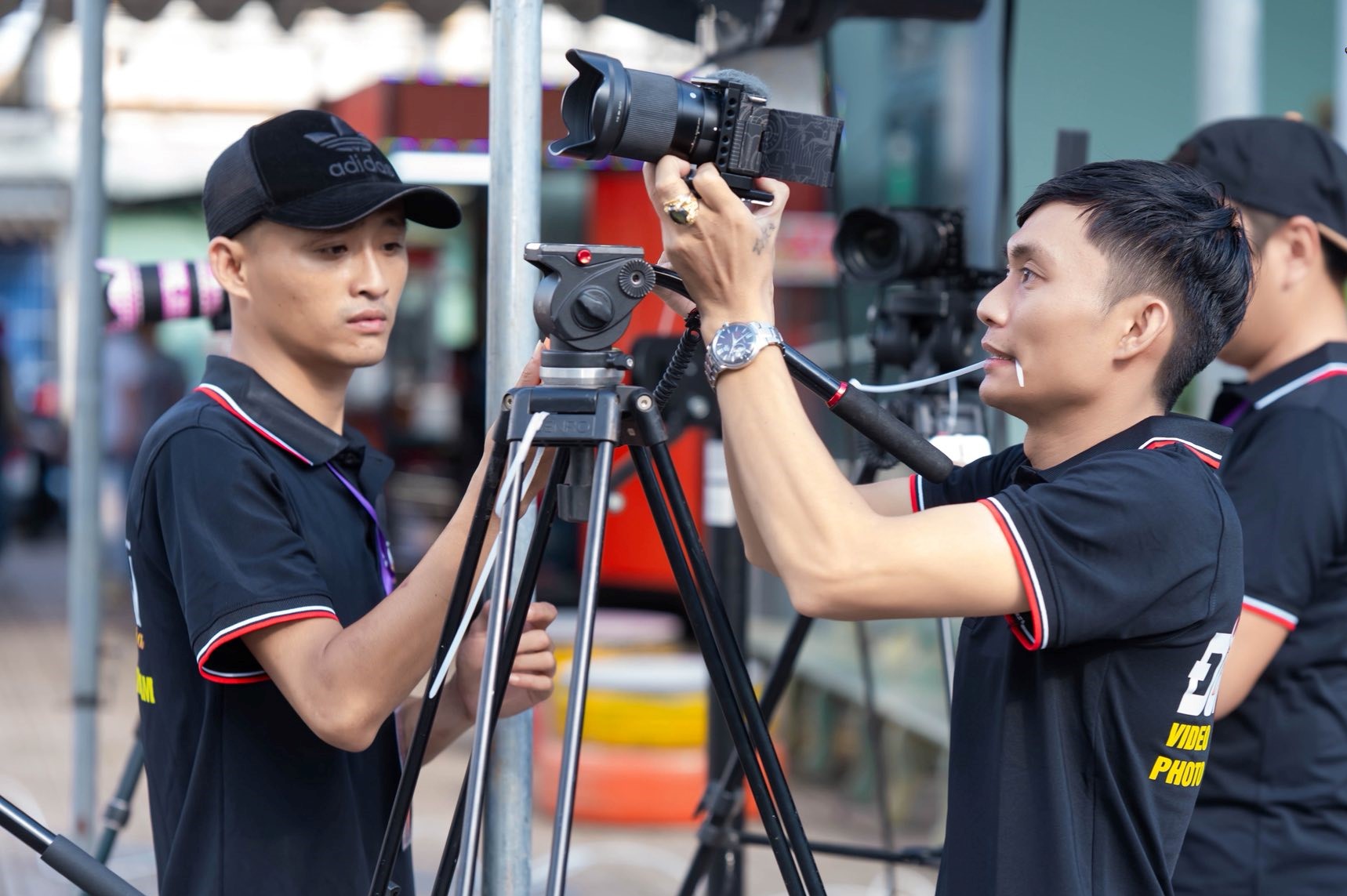 Kh&ocirc;ng ngại l&agrave;m nhiều việc để tăng thu nhập v&agrave; kỹ năng - Ảnh 1.