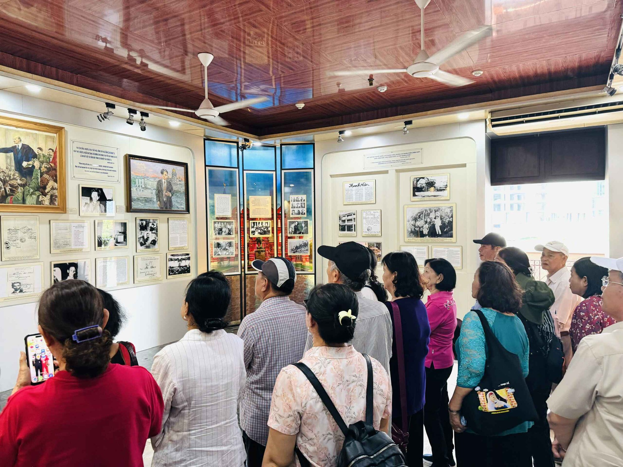 Nơi khởi đầu hành trình 'đi tìm hình của nước'- Ảnh 5. Nơi khởi đầu hành trình 'đi tìm hình của nước'- Ảnh 5.