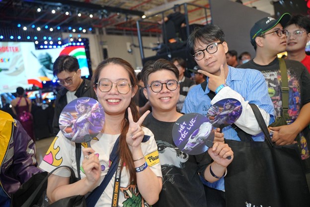 Li&ecirc;n Minh Huyền Thoại: Tốc Chiến đưa nội dung hợp t&aacute;c Porsche đến Vietnam GameVerse 2026 - Ảnh 5.
