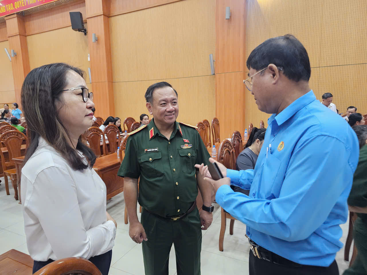 Quyền lợi chính đáng của người dân thì phải đối thoại kỹ, không được qua loa - Ảnh 1.