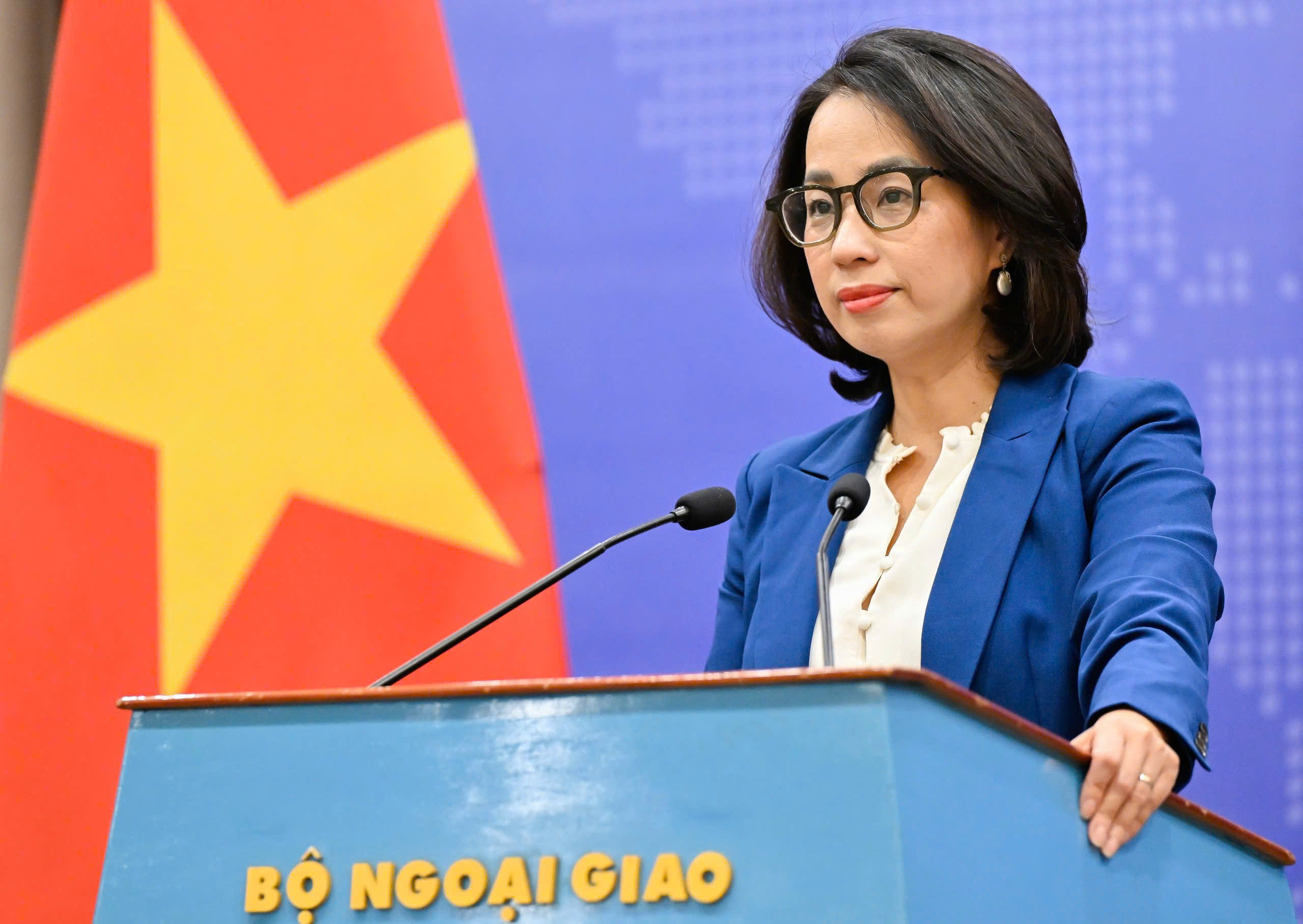 Bộ Ngoại giao lên tiếng việc người Việt bị bắt liên quan đến lừa đảo trực tuyến - Ảnh 1.