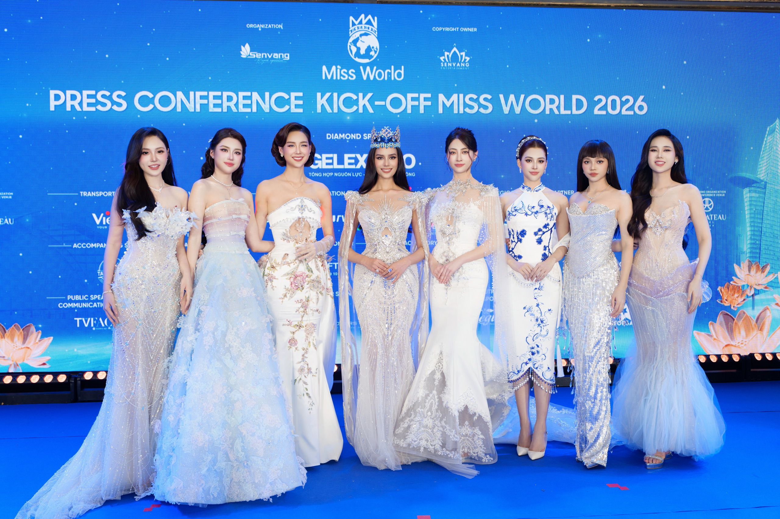 Đương kim Hoa hậu Thế giới 'đọ sắc' Trần Tiểu Vy, Lương Thùy Linh - Ảnh 5.