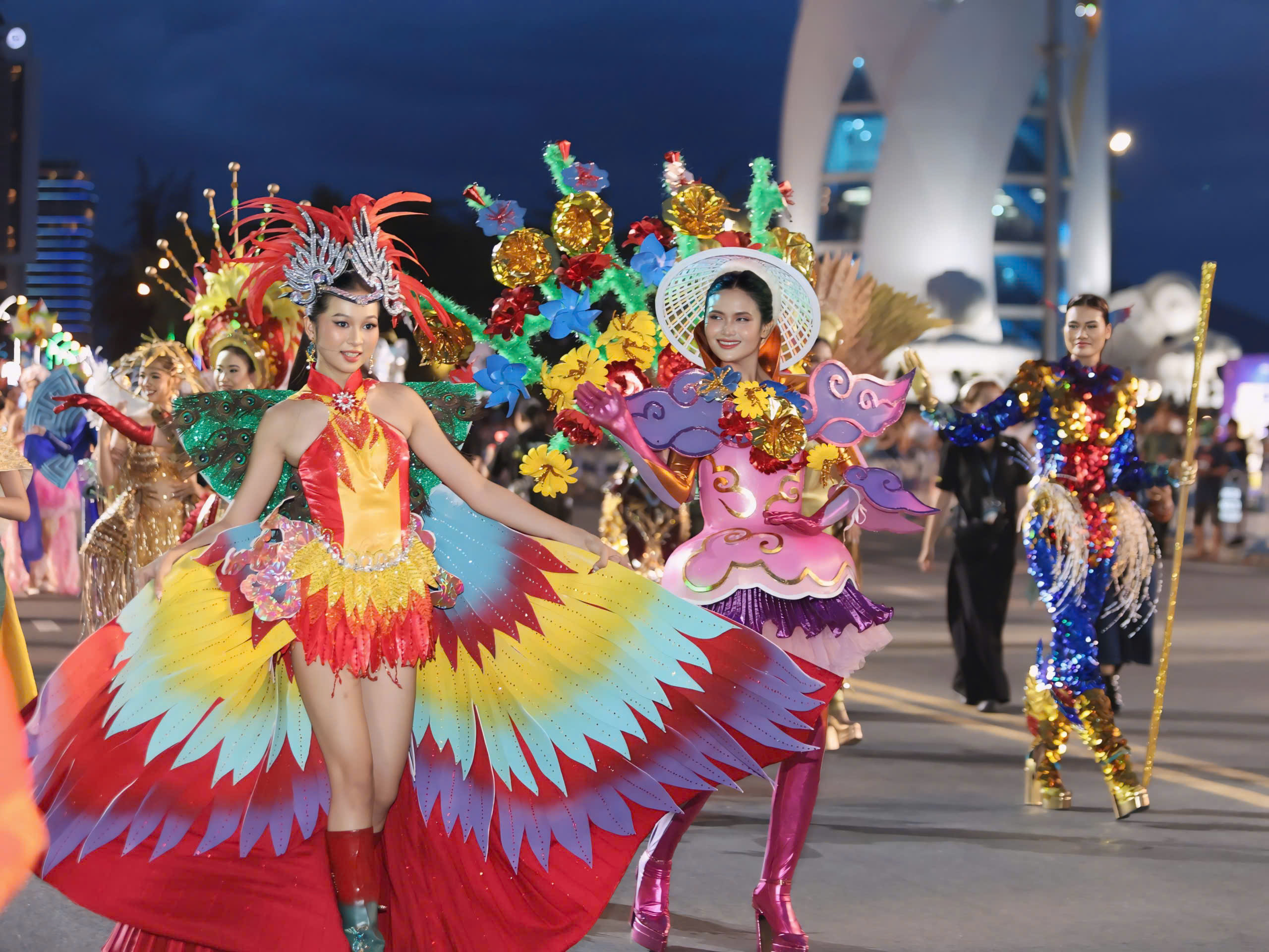 Festival biển Khánh Hòa 2026: Đại tiệc mùa hè kỳ vọng thu hút 800.000 du khách- Ảnh 1. Festival biển Khánh Hòa 2026: Đại tiệc mùa hè kỳ vọng thu hút 800.000 du khách- Ảnh 1.