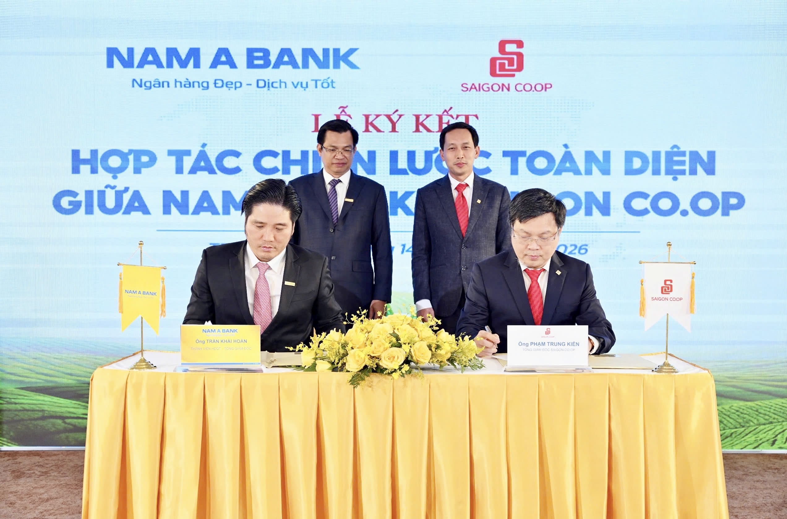 Nam A Bank hợp tác cùng Saigon Co.op phát triển mô hình hệ sinh thái toàn diện - Ảnh 1.