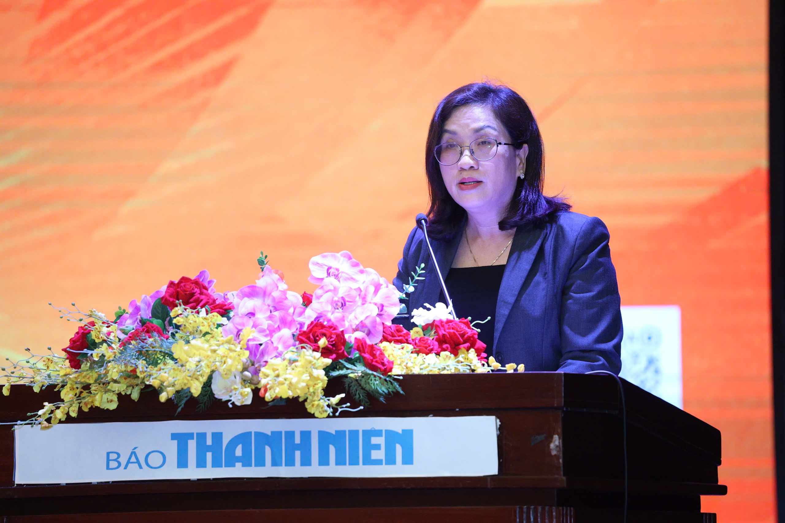 Phân tích, giải phẫu căn nguyên vấn đề 'thờ ơ chính trị' của một bộ phận giới trẻ- Ảnh 1. Phân tích, giải phẫu căn nguyên vấn đề 'thờ ơ chính trị' của một bộ phận giới trẻ- Ảnh 1.
