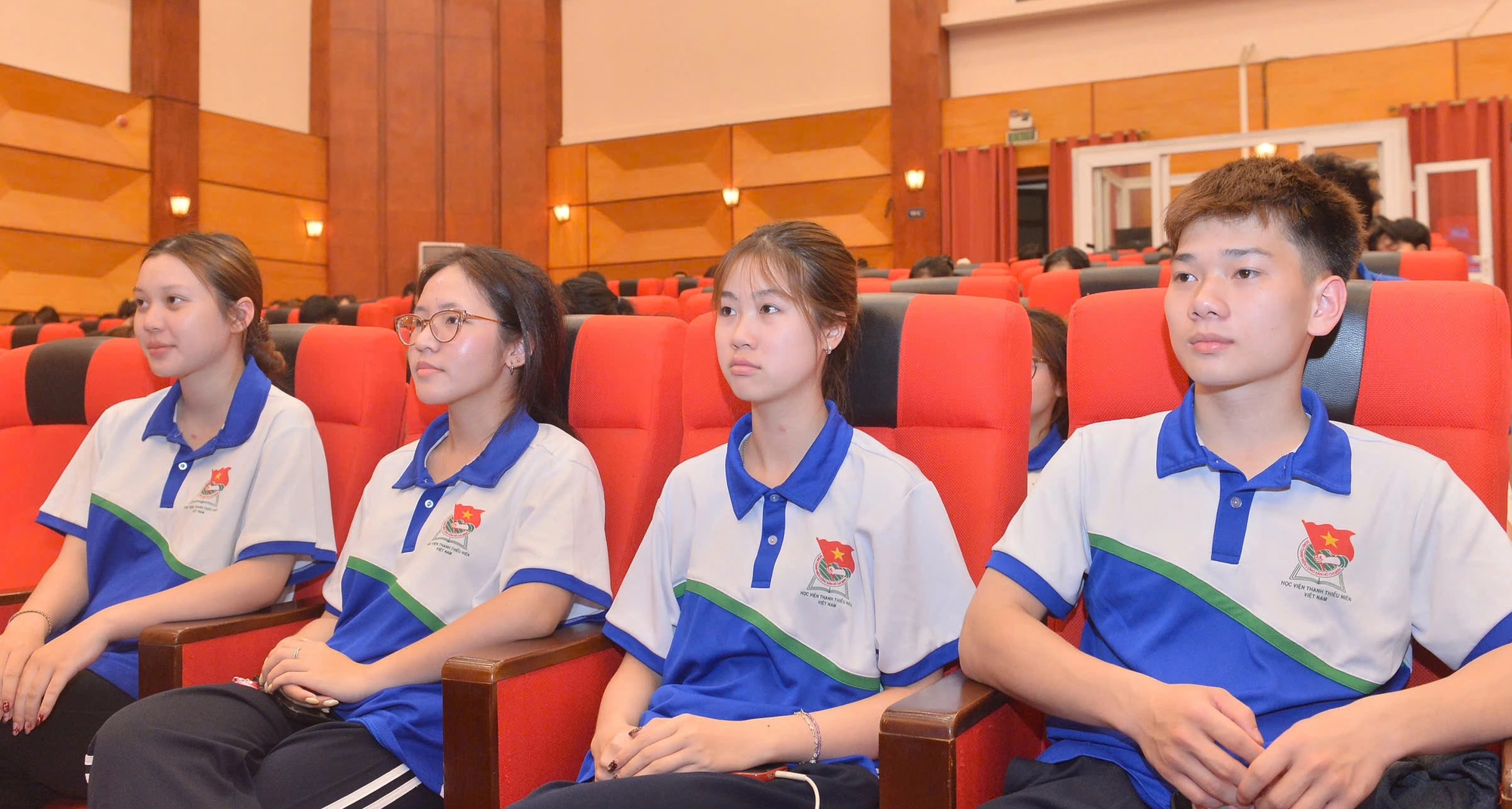 Quy định 19 là lời hiệu triệu để thanh niên rèn 'tâm trong, trí sáng, hoài bão lớn' - Ảnh 1.