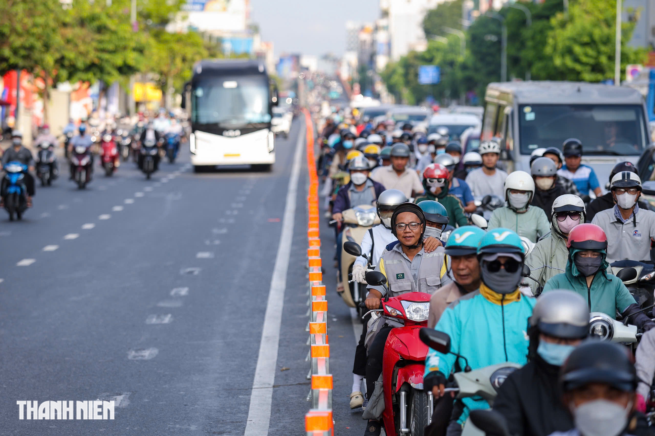 Đường Cộng H&ograve;a đảo chiều: 'Kh&ocirc;ng c&ograve;n cảnh nh&iacute;ch 30 ph&uacute;t qua cửa ng&otilde; T&acirc;n Sơn Nhất' - Ảnh 8.