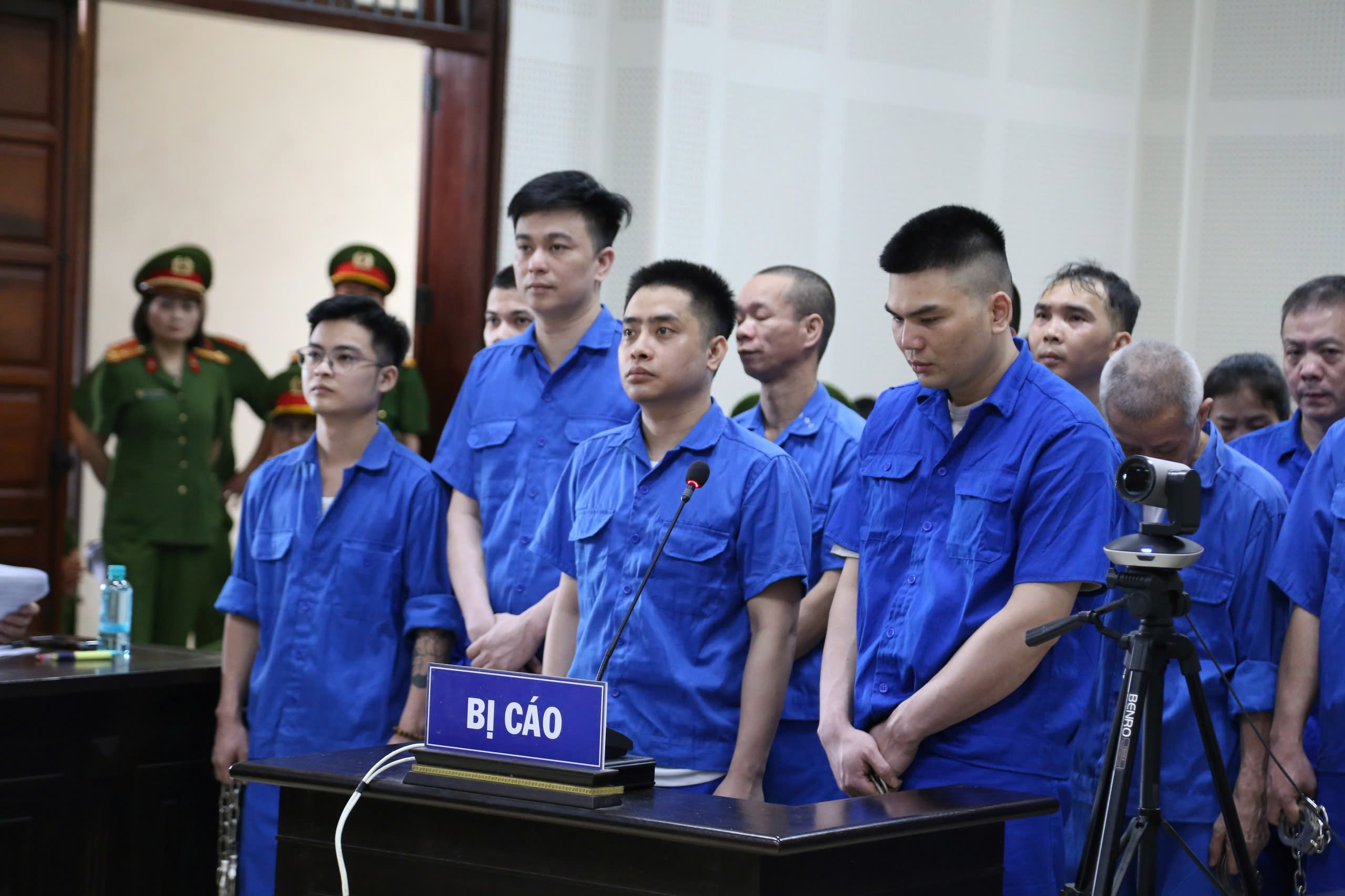 Đề nghị tuy&ecirc;n &aacute;n tử h&igrave;nh B&ugrave;i Đ&igrave;nh Kh&aacute;nh- Ảnh 2.