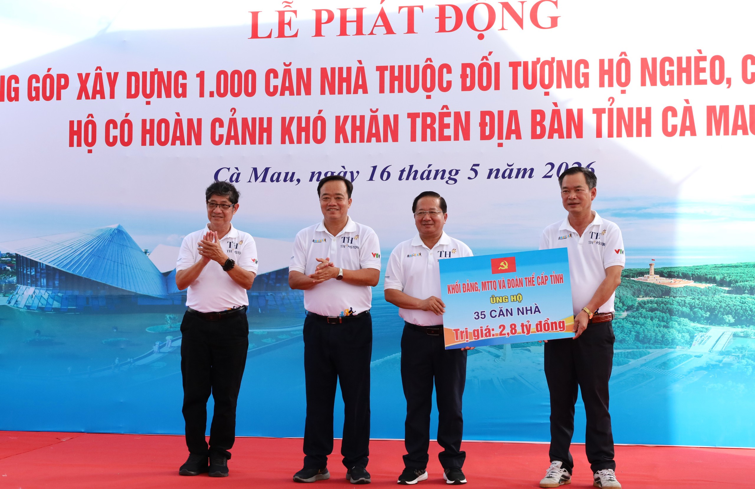 Cà Mau phát động xây 1.000 căn nhà, kêu gọi toàn dân chung tay giúp người nghèo - Ảnh 2.