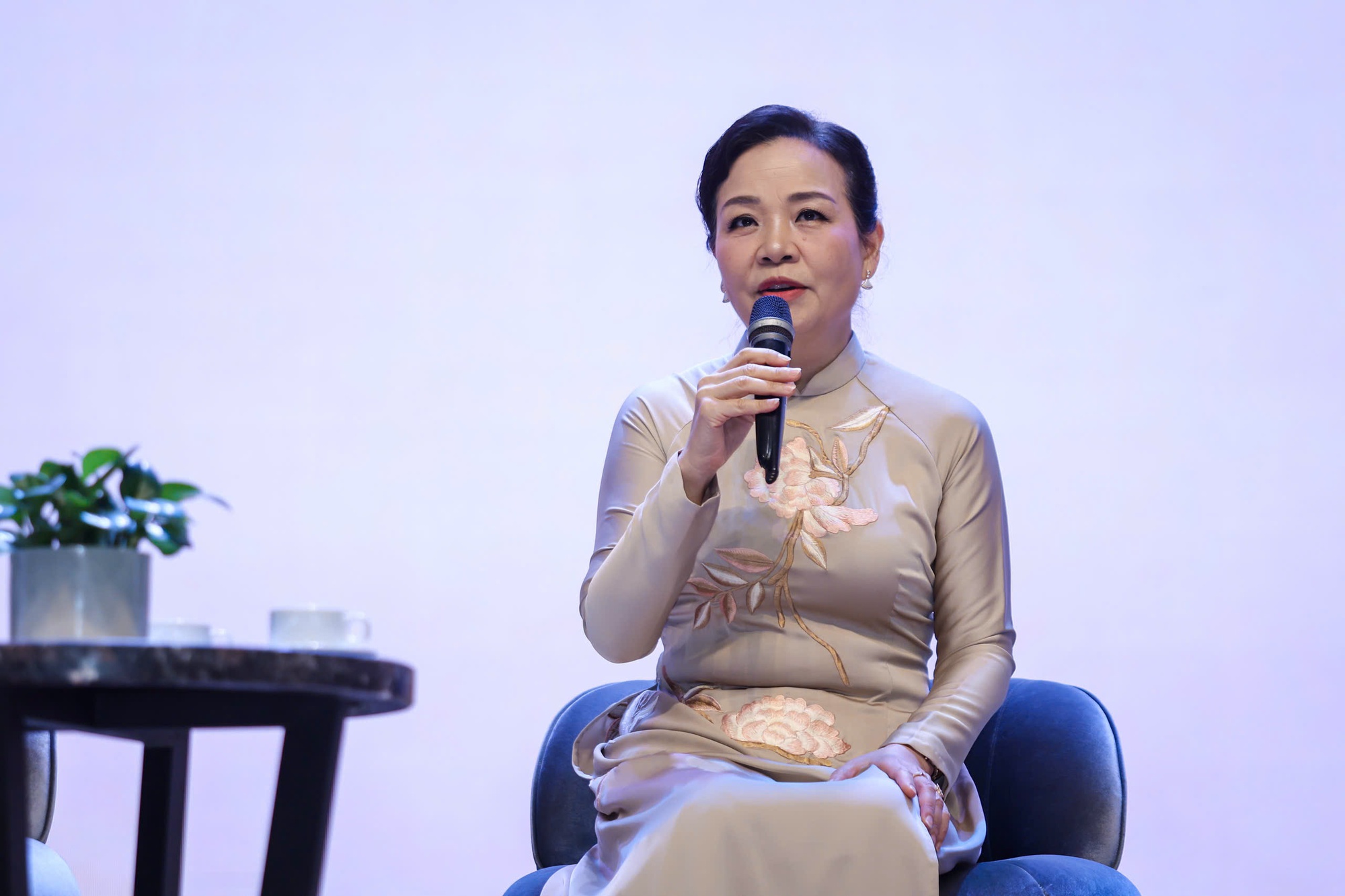 Nhà làm phim trẻ không đứng một mình- Ảnh 3. Nhà làm phim trẻ không đứng một mình- Ảnh 3.