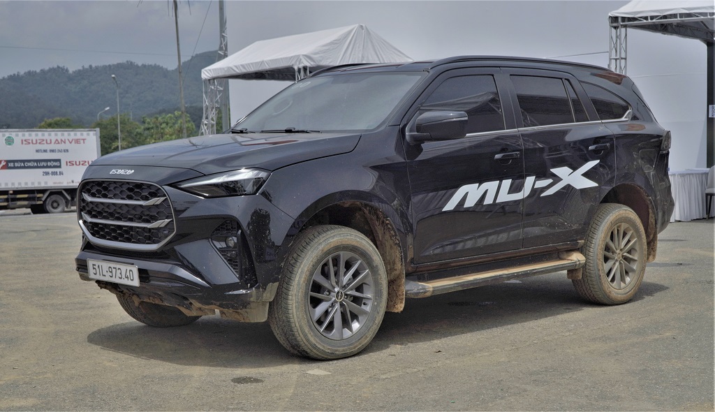  Toyota Fortuner chỉ bán hơn 60 xe, doanh số Everest cũng giảm kỷ lục - Ảnh 3.