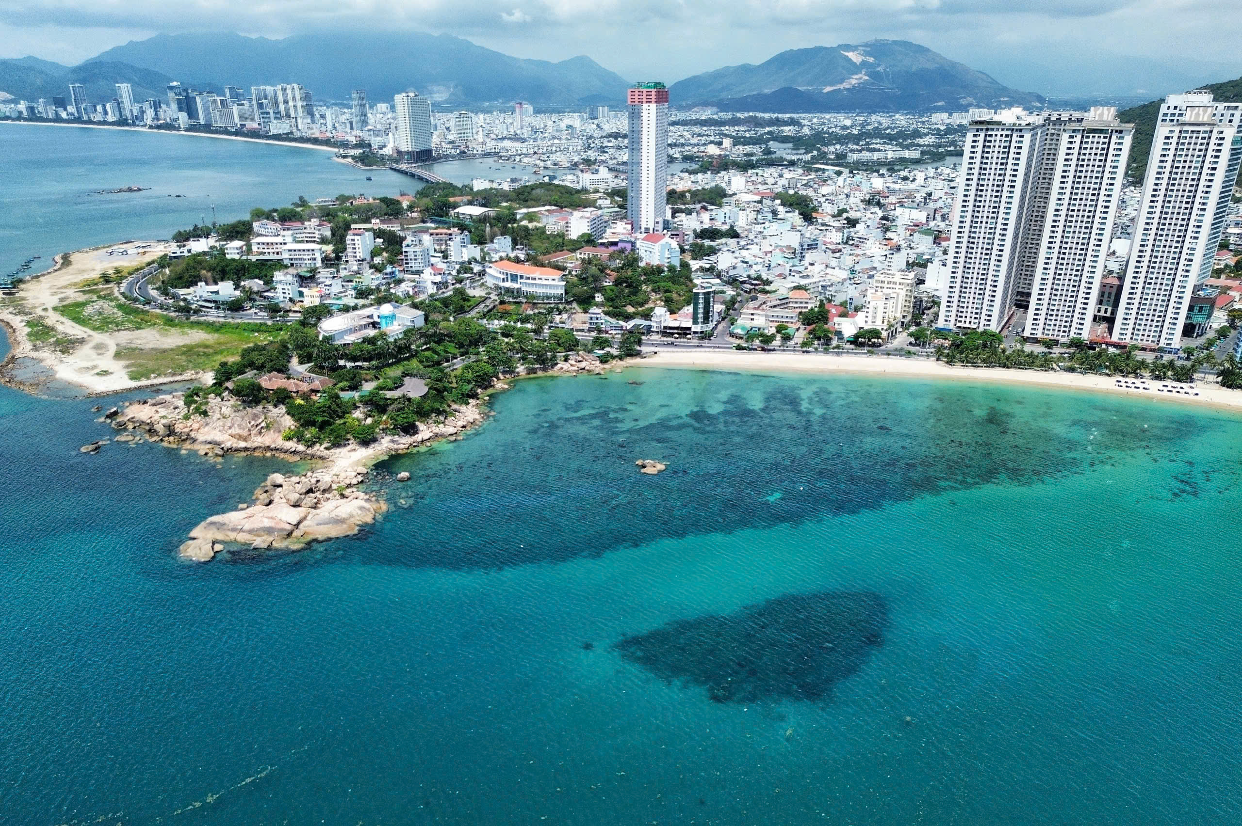Nha Trang khoanh vùng bảo vệ rạn san hô Hòn Chồng - Đặng Tất- Ảnh 1.
