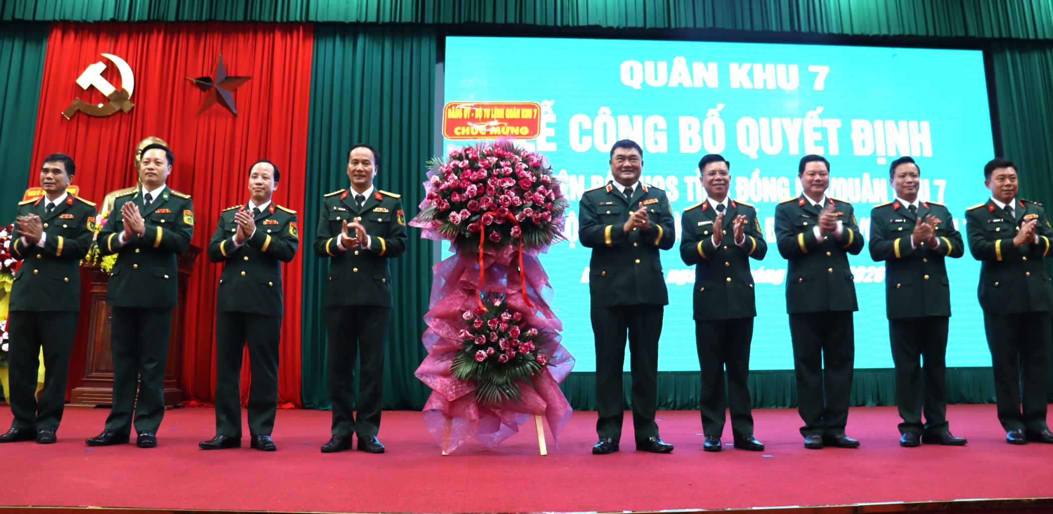 Bộ Công an công bố quyết định thành lập Công an thành phố Đồng Nai - Ảnh 4.