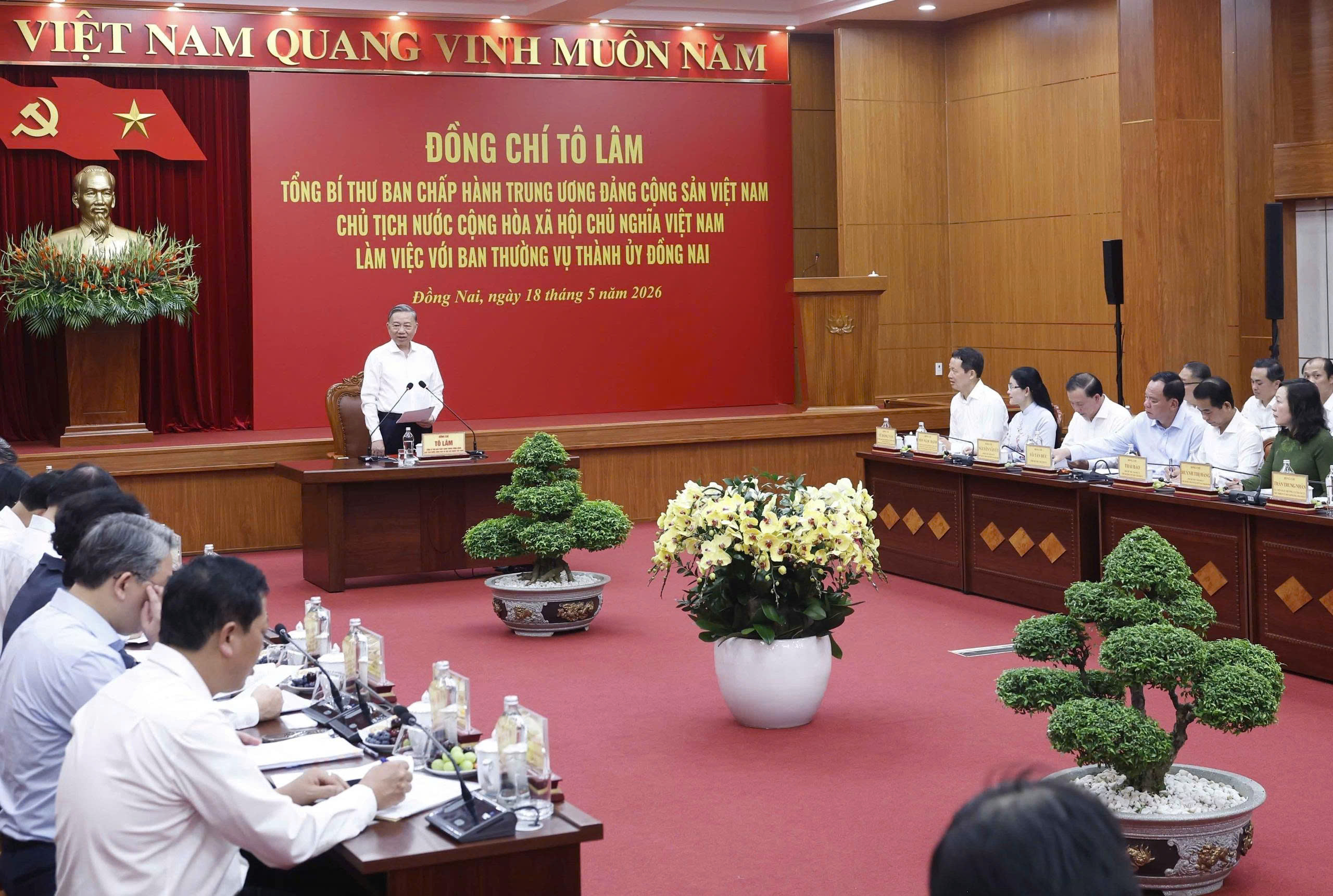 Tổng Bí thư, Chủ tịch nước Tô Lâm: Kiến tạo mô hình tăng trưởng mới - Ảnh 1.