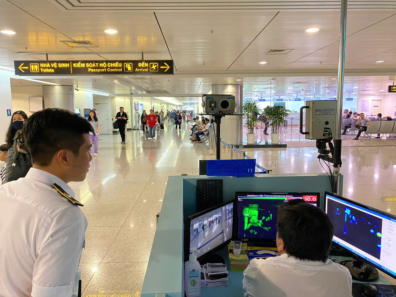 TP.HCM giám sát, ngăn chặn nguy cơ xâm nhập của dịch bệnh Ebola từ cửa khẩu - Ảnh 3.