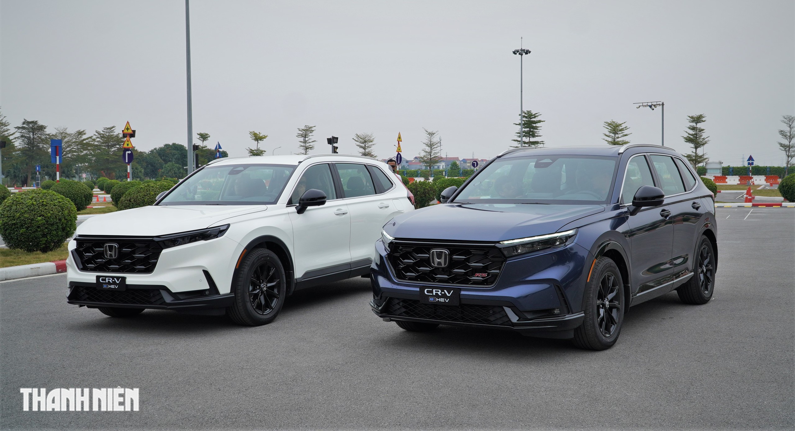 Crossover cỡ trung: 'Ngựa ô' Mitsubishi Destinator lao dốc doanh số, Mazda CX-5 đòi lại ngôi vương - Ảnh 3.