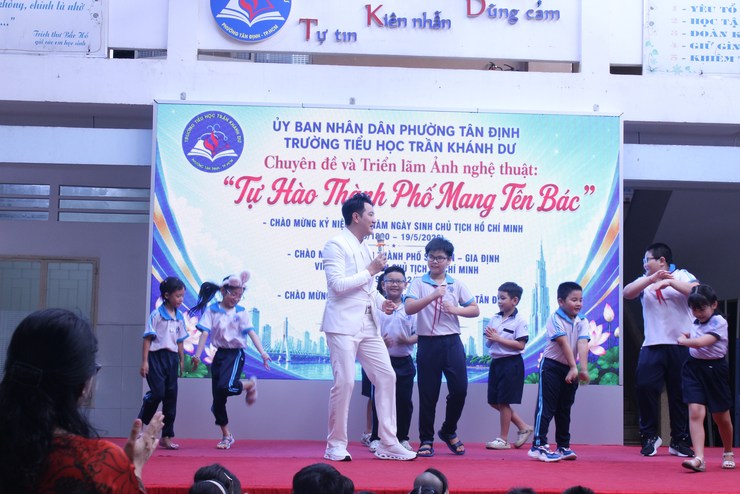 Xem TP.HCM bình yên, đầy sức sống qua những hình ảnh đời thường - Ảnh 20.
