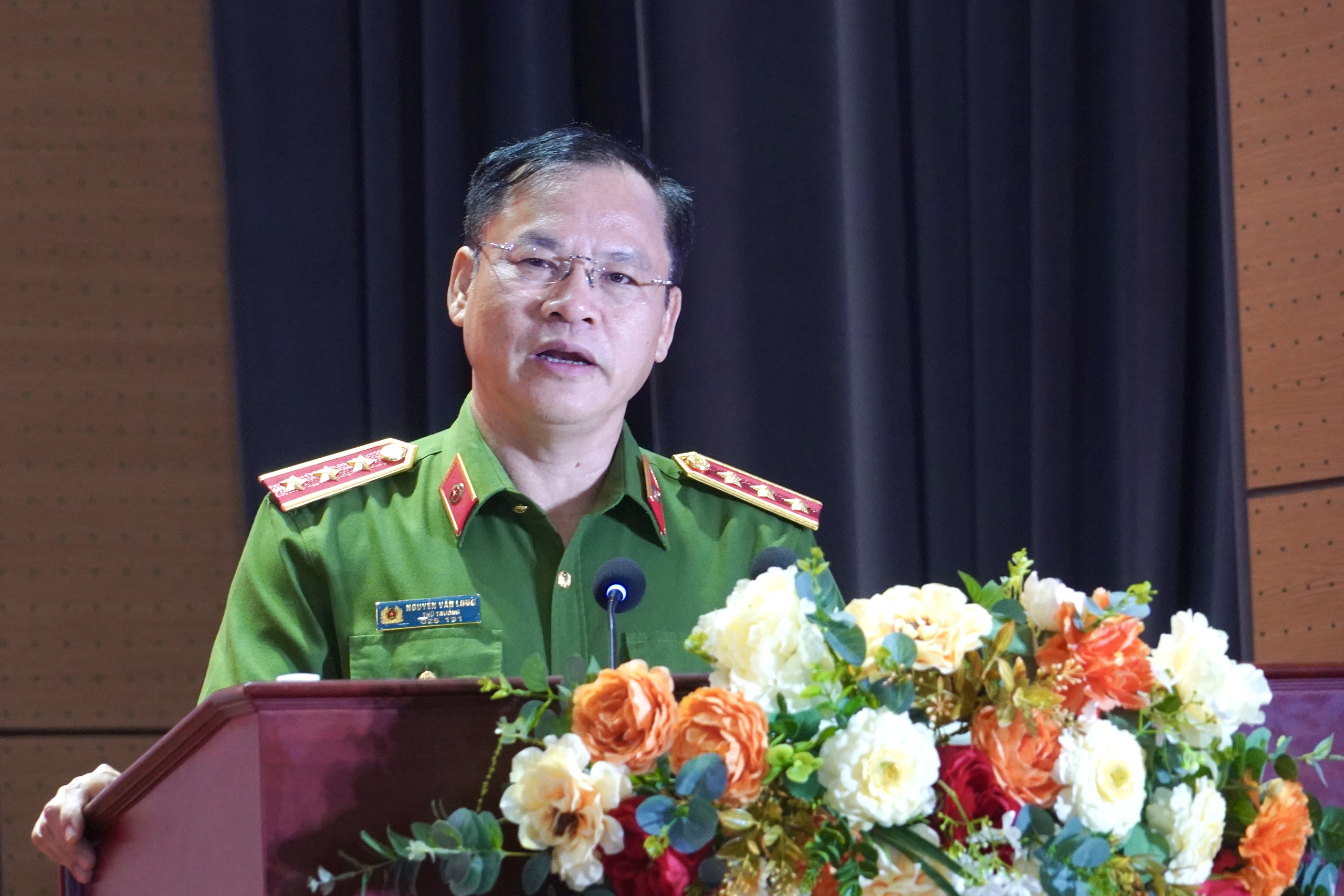 Vụ Trưởng khoa Dược bị bắt: Thứ trưởng Công an đề nghị điều tra tội rửa tiền- Ảnh 1. Vụ Trưởng khoa Dược bị bắt: Thứ trưởng Công an đề nghị điều tra tội rửa tiền- Ảnh 1.