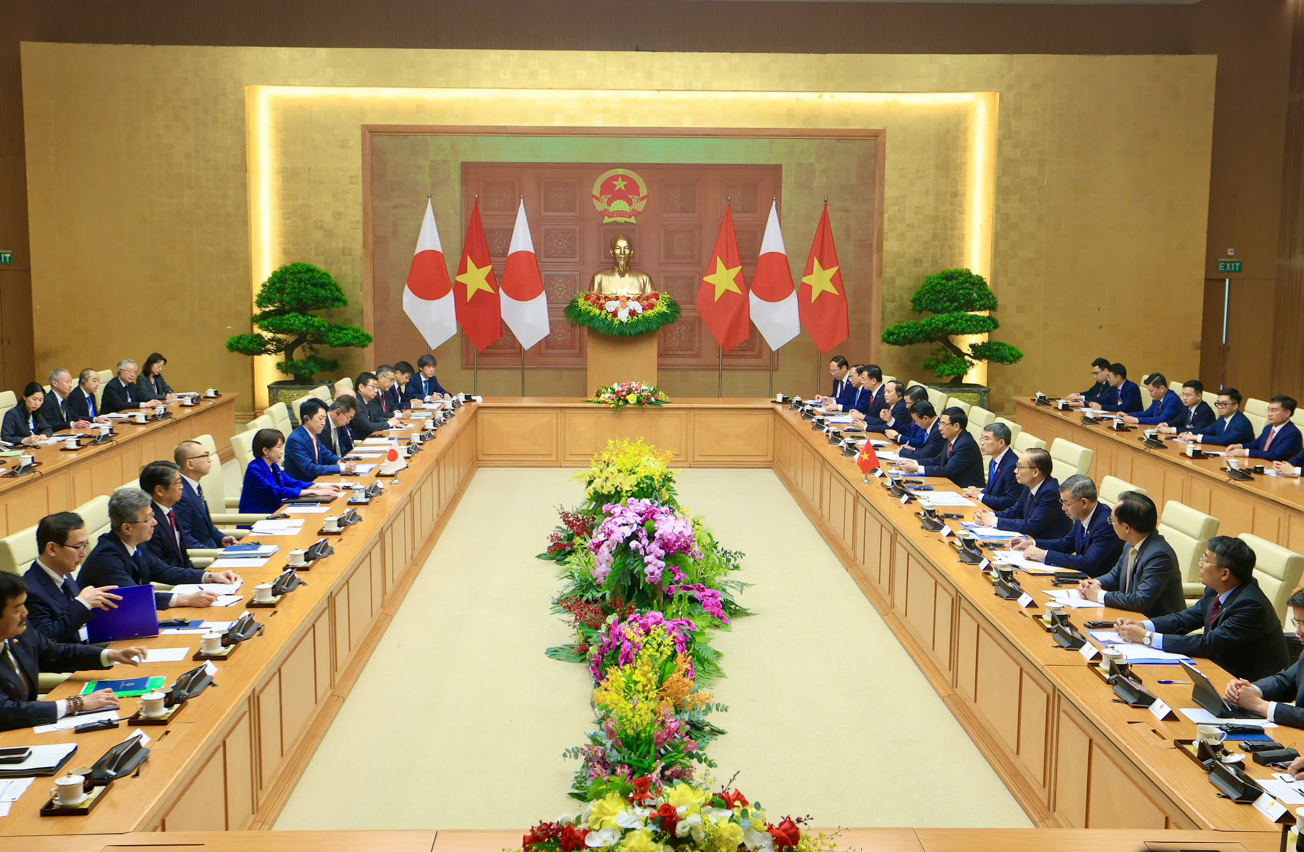 Thủ tướng L&ecirc; Minh Hưng chủ tr&igrave; lễ đ&oacute;n ch&iacute;nh thức Thủ tướng Nhật Bản- Ảnh 5.