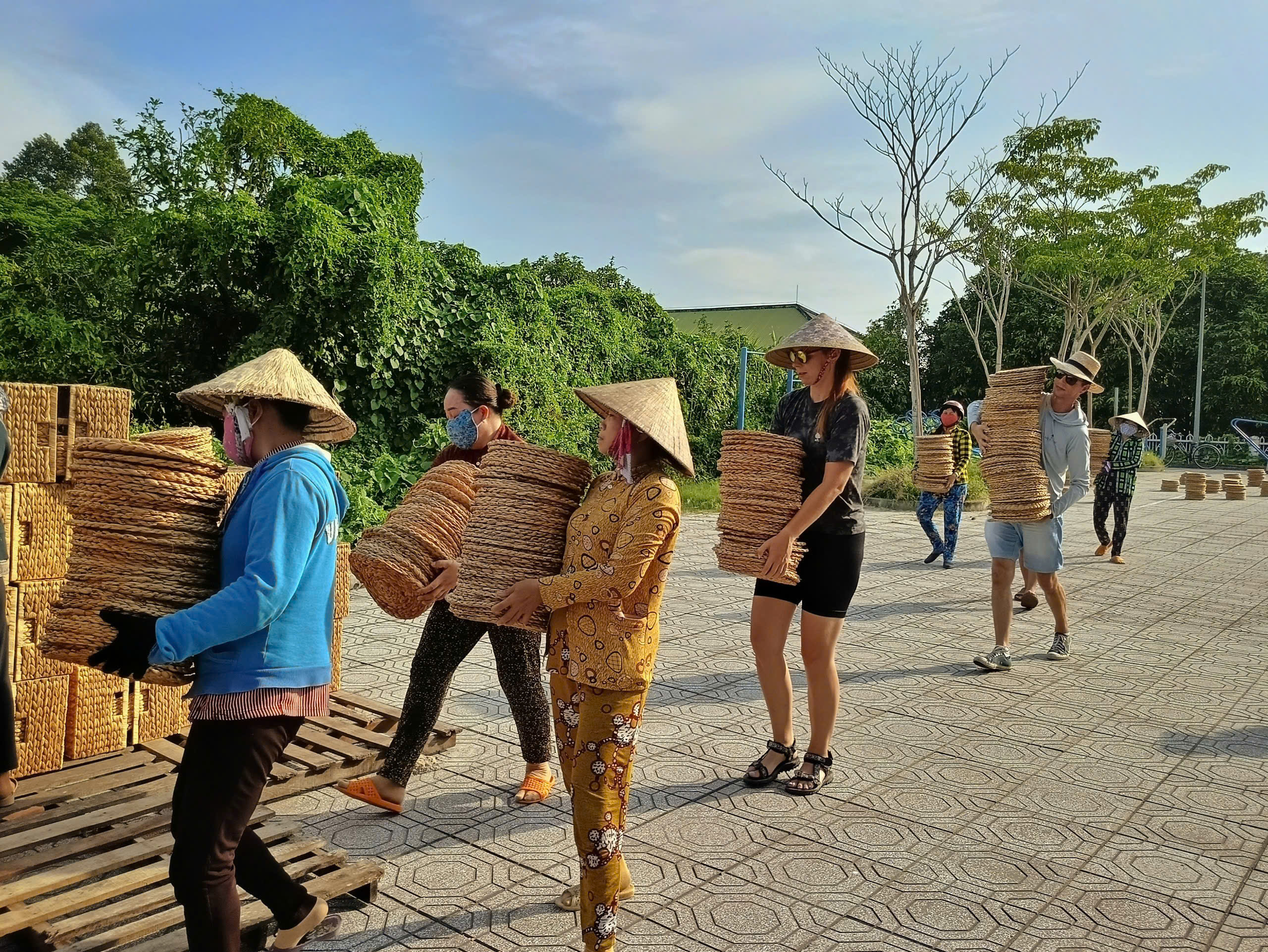 Farmstay giữa vườn xoài có gì đặc biệt mà thu hút du khách trong, ngoài nước? - Ảnh 5.