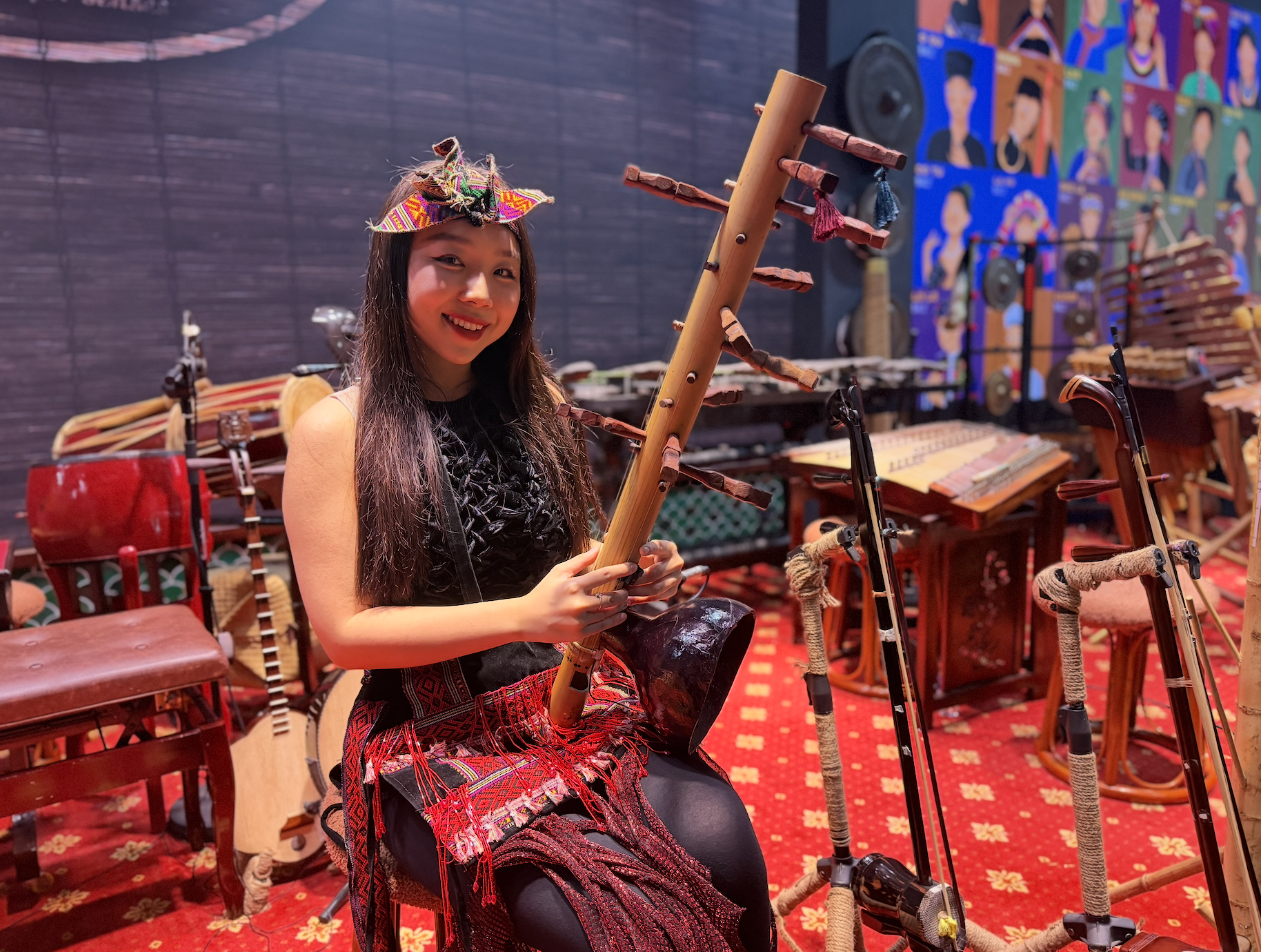 Show nhạc dân tộc kết hợp ăn tối ở TP.HCM gây tò mò- Ảnh 2. Show nhạc dân tộc kết hợp ăn tối ở TP.HCM gây tò mò- Ảnh 2.