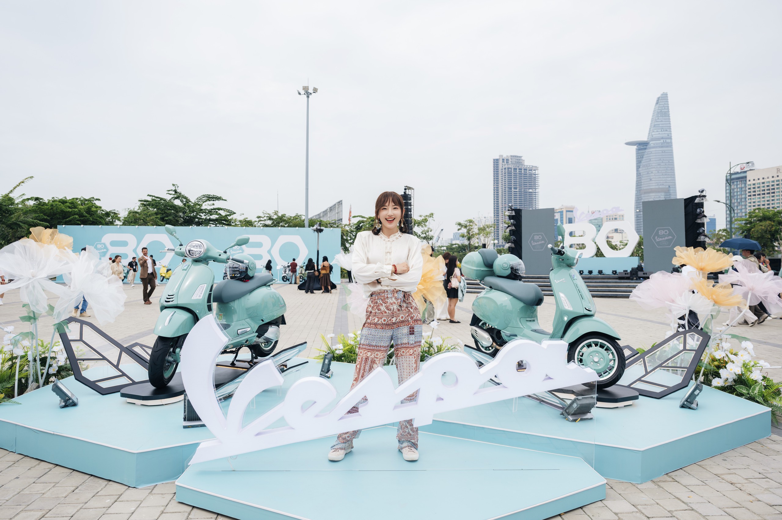 Cộng đồng - 'Di sản bất bại' của Vespa Cộng đồng - ‘Di sản bất bại’ của Vespa - Ảnh 4.