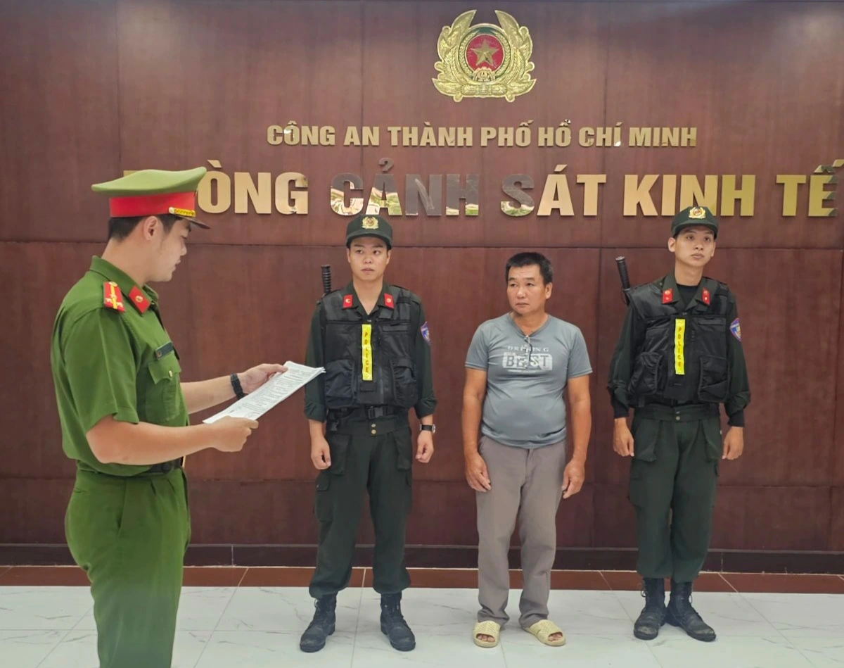 TP.HCM: Khởi tố đối tượng nuôi nhốt trái phép nhiều loài động vật hoang dã - Ảnh 2.
