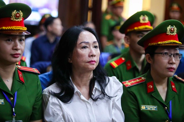 Thi hành án dân sự TP.HCM thanh toán 1.700 tỉ cho 42.000 người- Ảnh 1. Thi hành án dân sự TP.HCM thanh toán 1.700 tỉ cho 42.000 người- Ảnh 1.