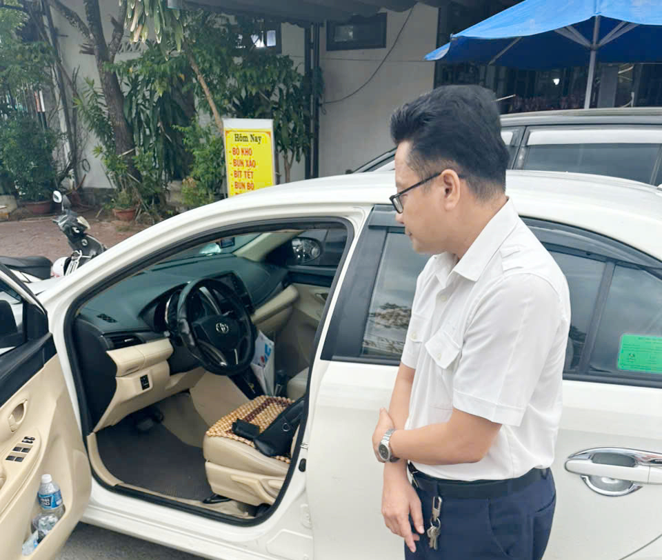 Bắt quả tang cán bộ thuế Cần Thơ chiếm đoạt 100 triệu đồng của doanh nghiệp- Ảnh 2. Bắt quả tang cán bộ thuế Cần Thơ chiếm đoạt 100 triệu đồng của doanh nghiệp- Ảnh 2.