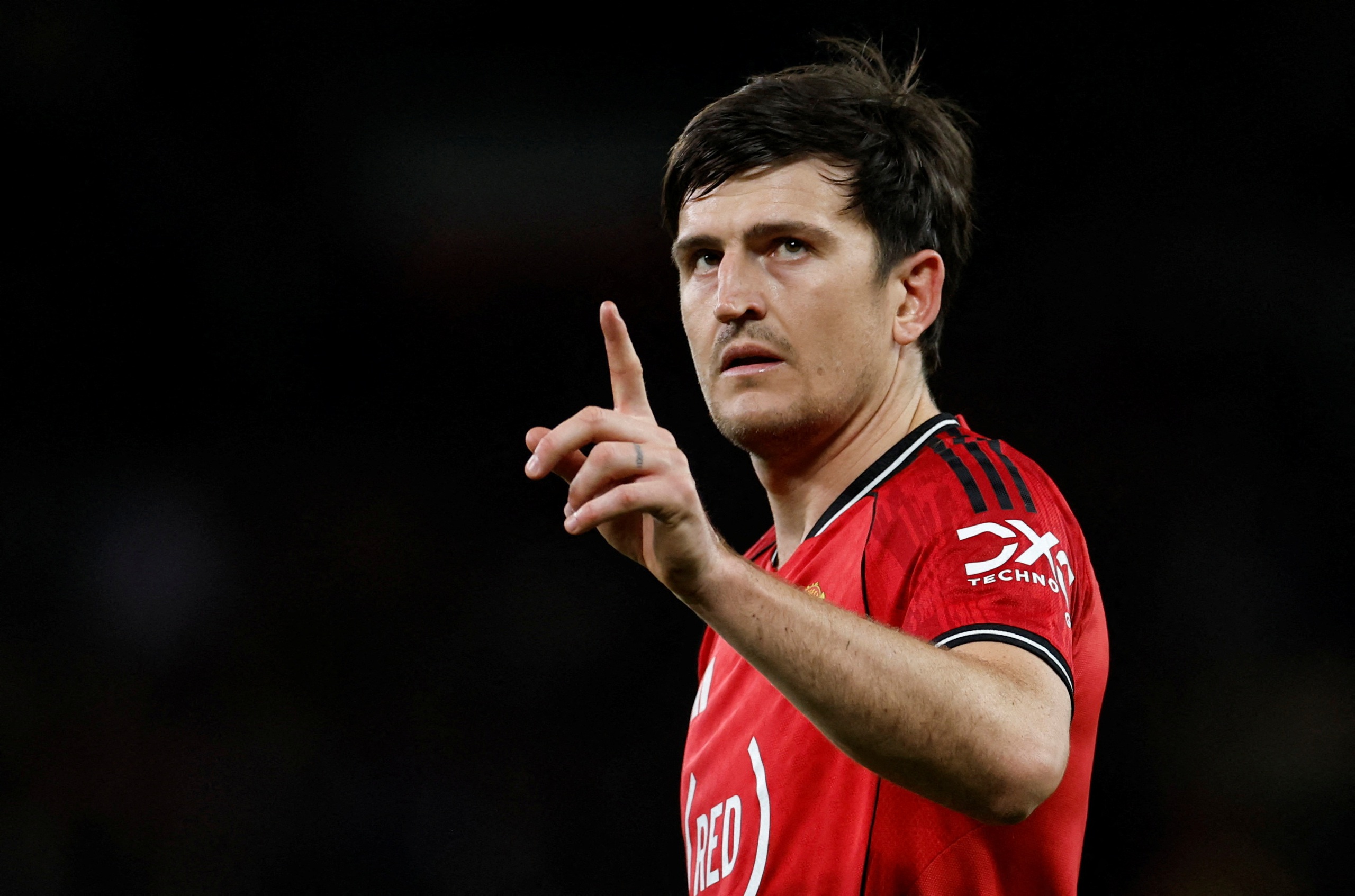 Báo Anh: HLV Tuchel gây sốc loại một loạt công thần của 'Tam sư', có Maguire