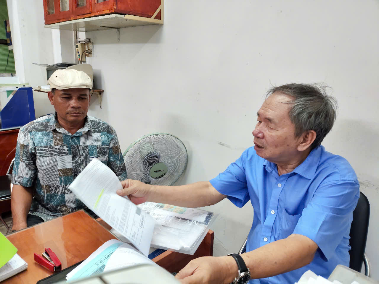 Hành trình giúp con lai Việt - Mỹ tìm cha, sang Mỹ định cư
- Ảnh 1.
Hành trình giúp con lai Việt - Mỹ tìm cha, sang Mỹ định cư
- Ảnh 1.