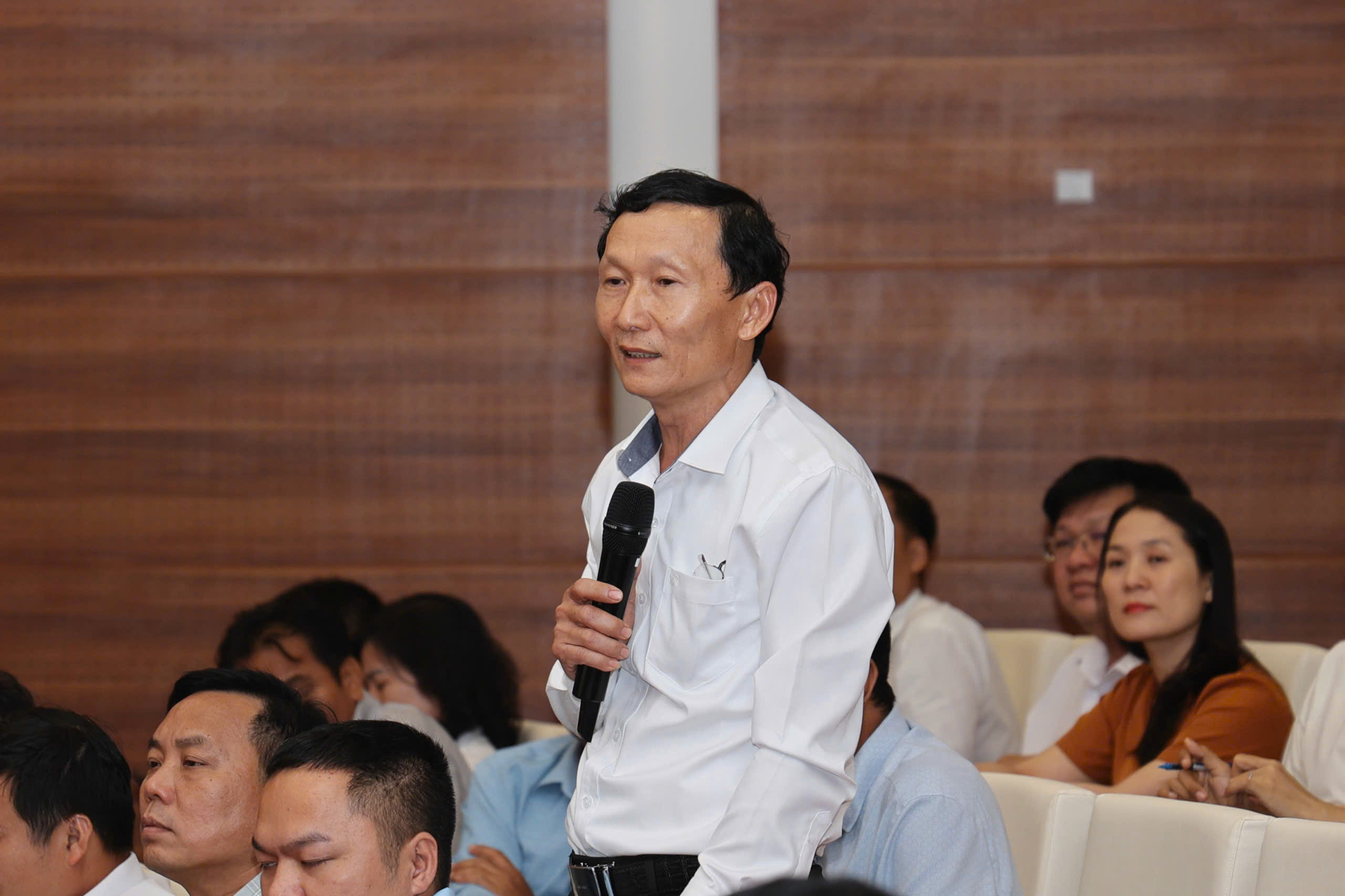  Thiếu người, thêm việc, quy trình phải ‘tự mò’- Ảnh 3.