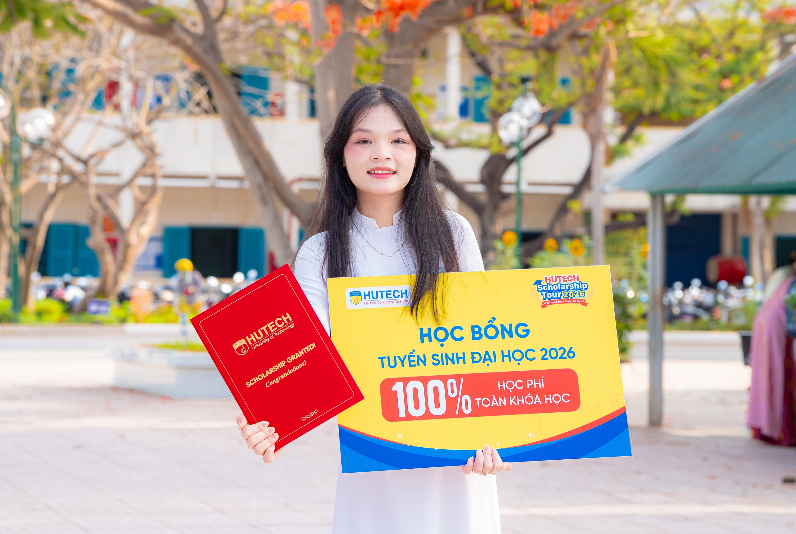 15.000 suất học bổng và hành trình lan tỏa giáo dục đến người trẻ- Ảnh 1. 15.000 suất học bổng và hành trình lan tỏa giáo dục đến người trẻ- Ảnh 1.