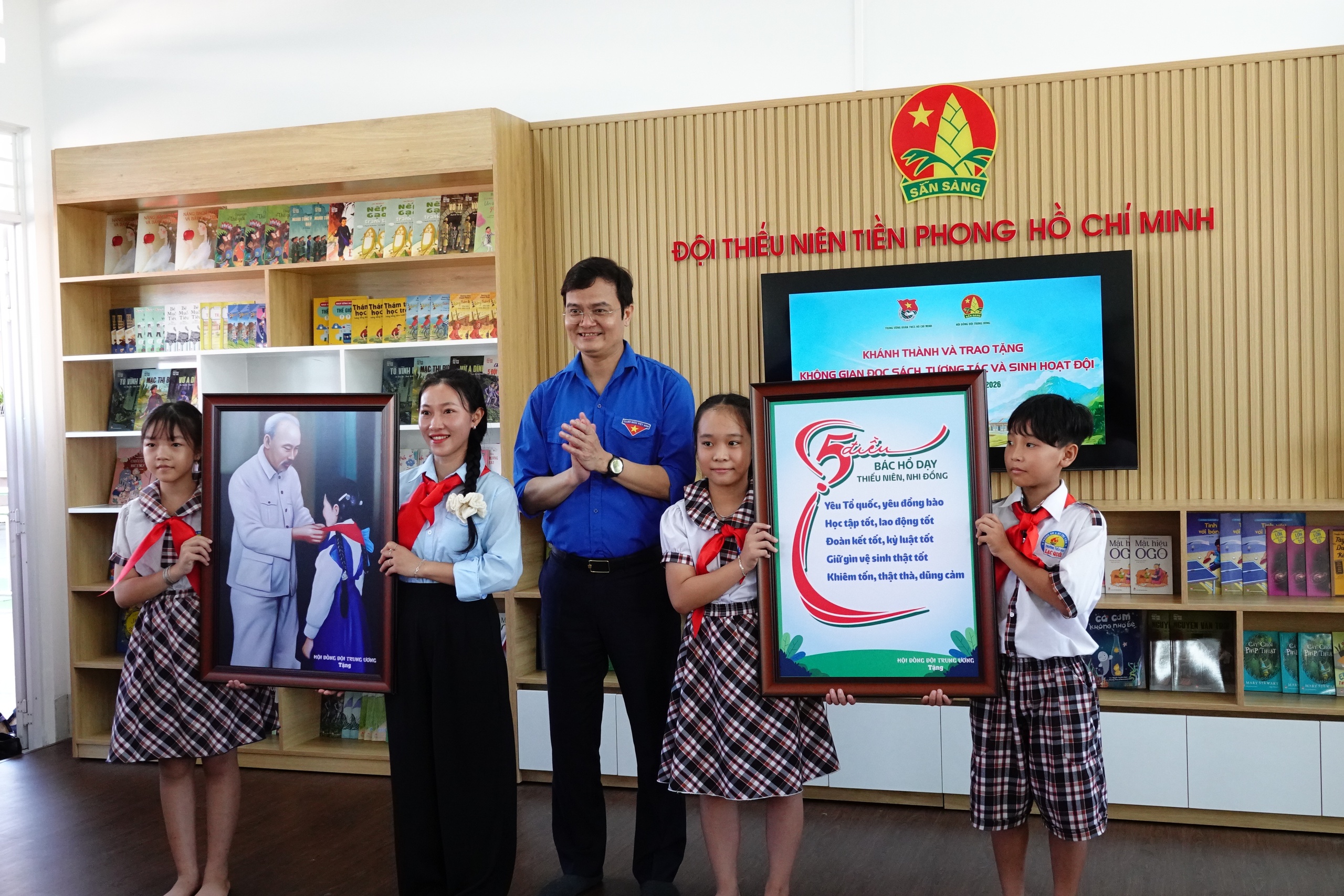 Nhiều hoạt động &yacute; nghĩa hưởng ứng Chiến dịch Thanh ni&ecirc;n t&igrave;nh nguyện h&egrave; 2026 - Ảnh 4.