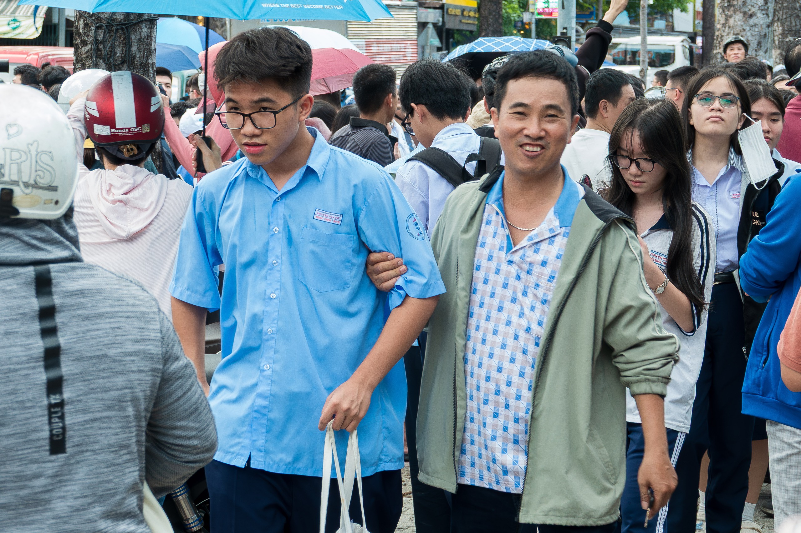  Tiếng Anh 'dễ', văn hỏi về Nam bộ và sự lựa chọn - Ảnh 3.