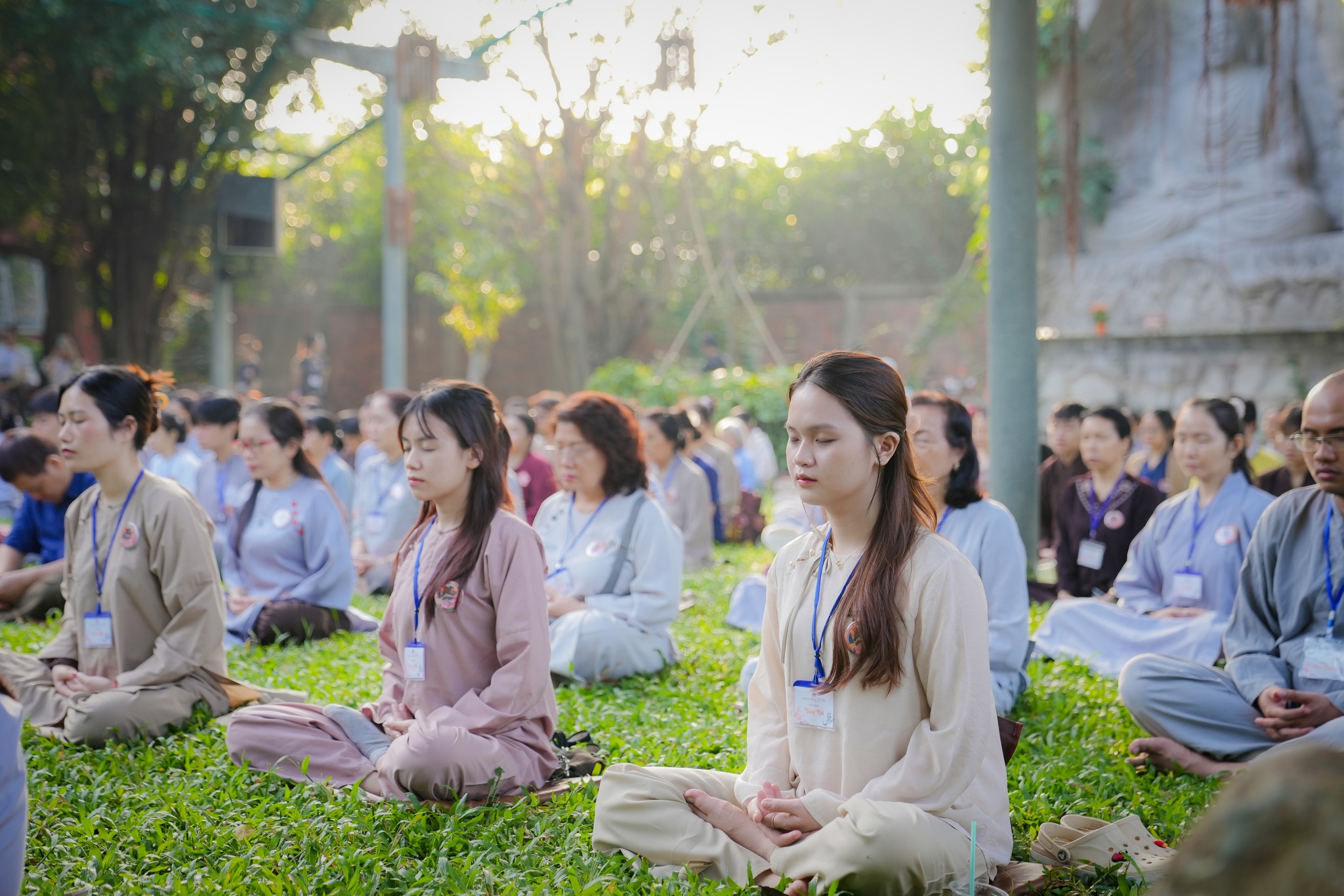 Giữa quá nhiều áp lực, người trẻ tìm gì ở cửa chùa? - Ảnh 4.